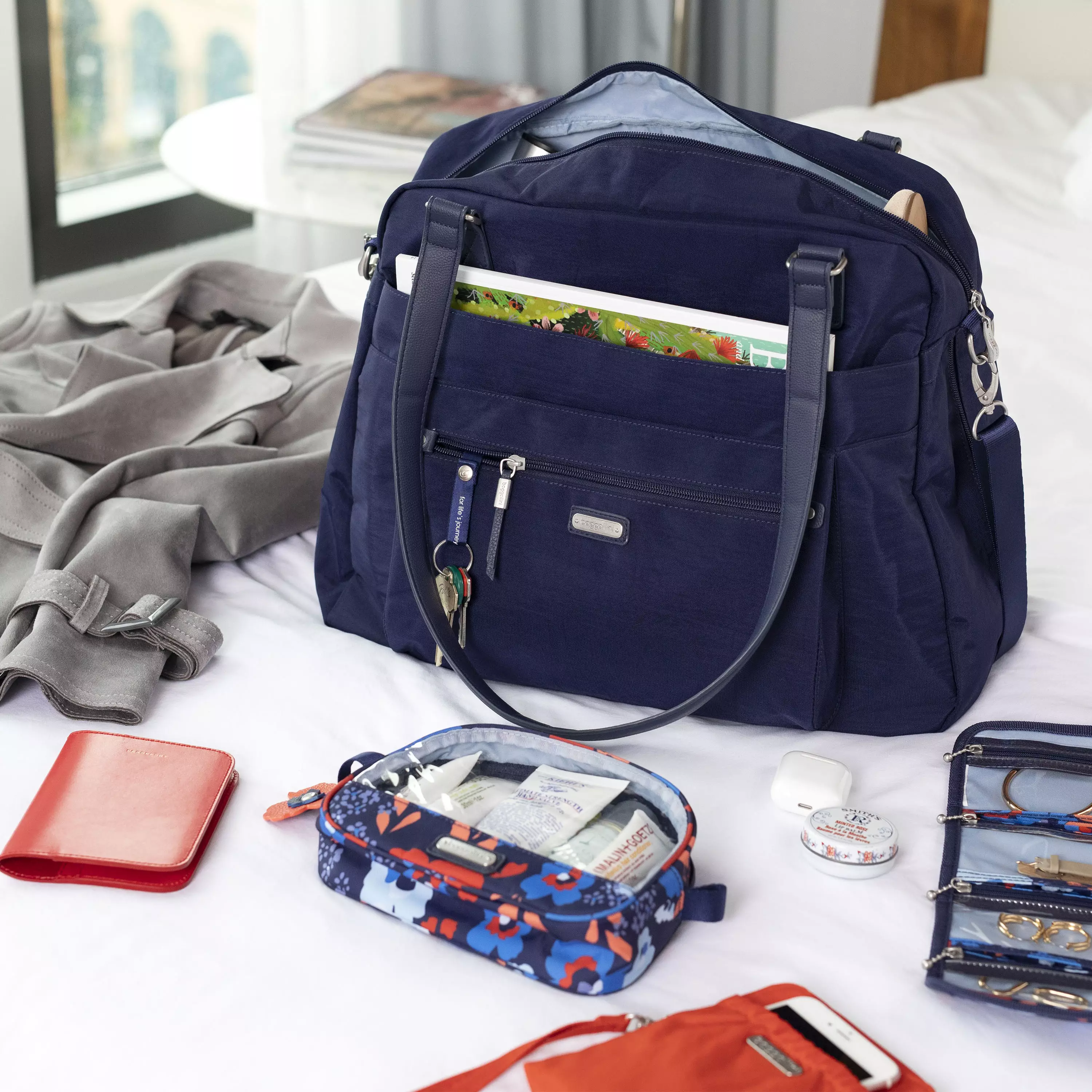True Classic Overnight Expandable Laptop Tote