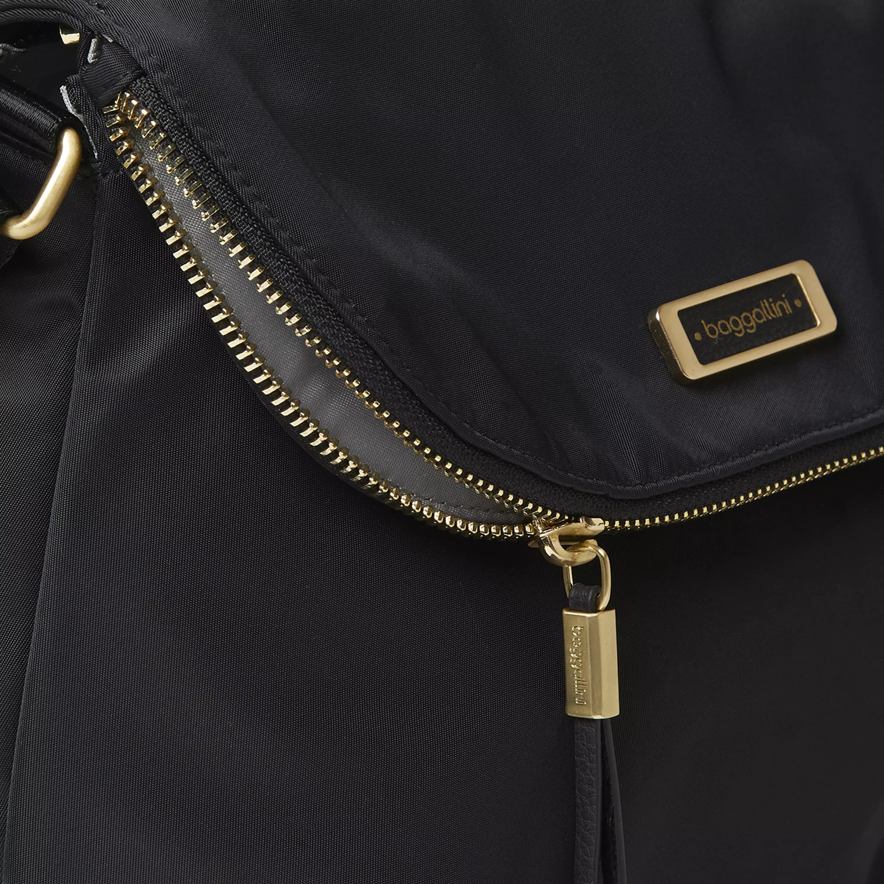 Amelia Crossbody