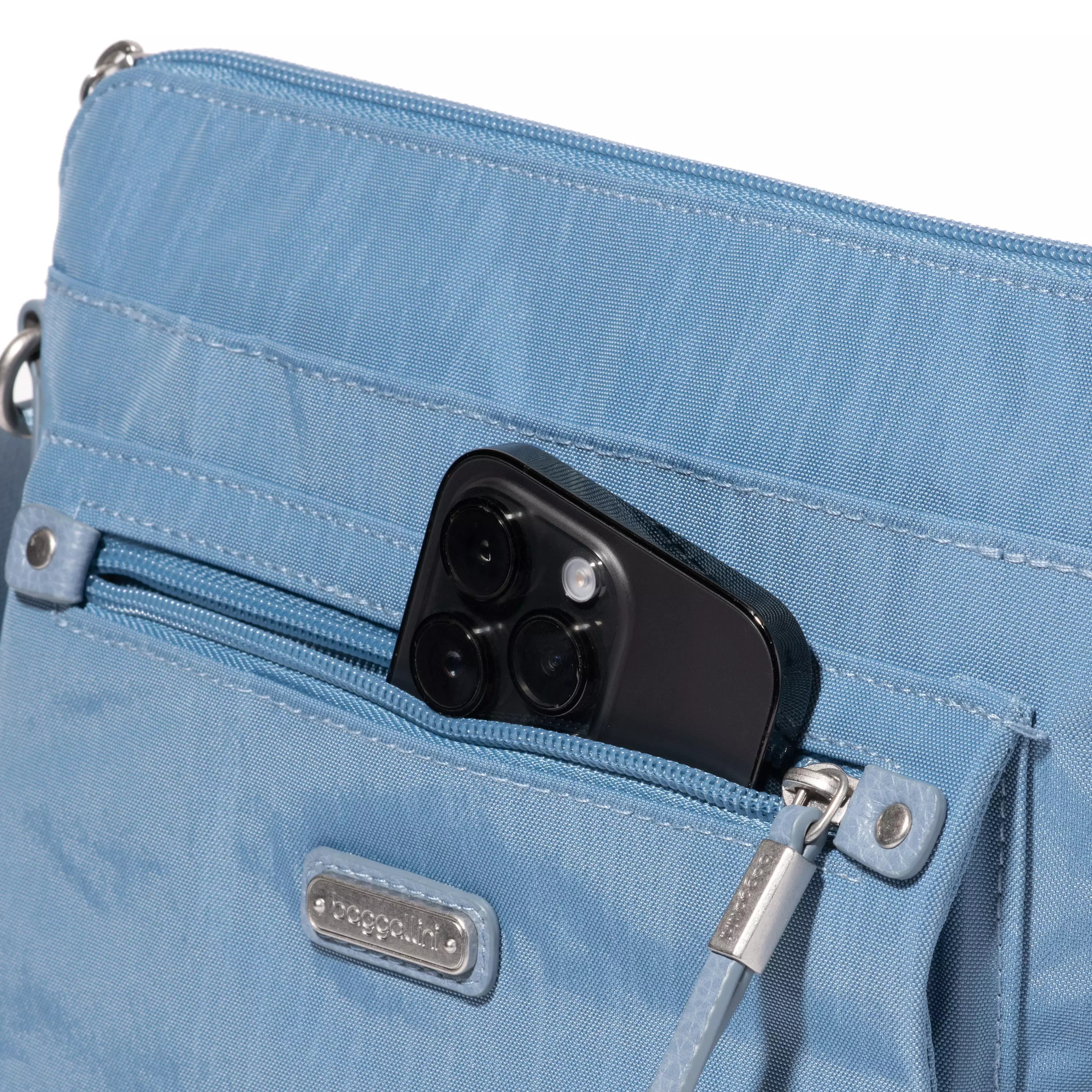 True Classic Go Bagg With RFID Wristlet