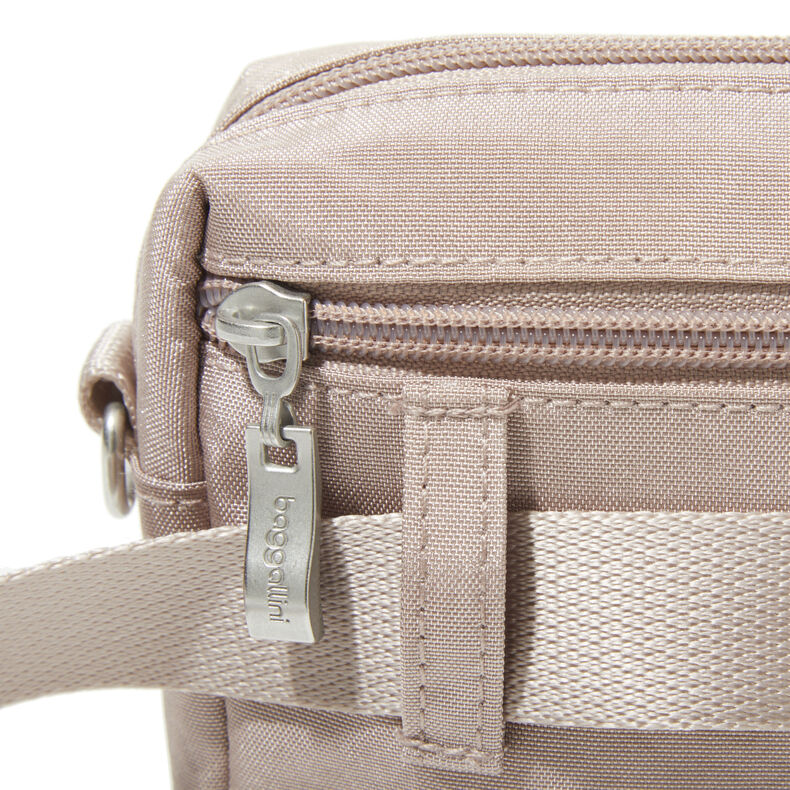 2-in-1 Convertible Belt Bag