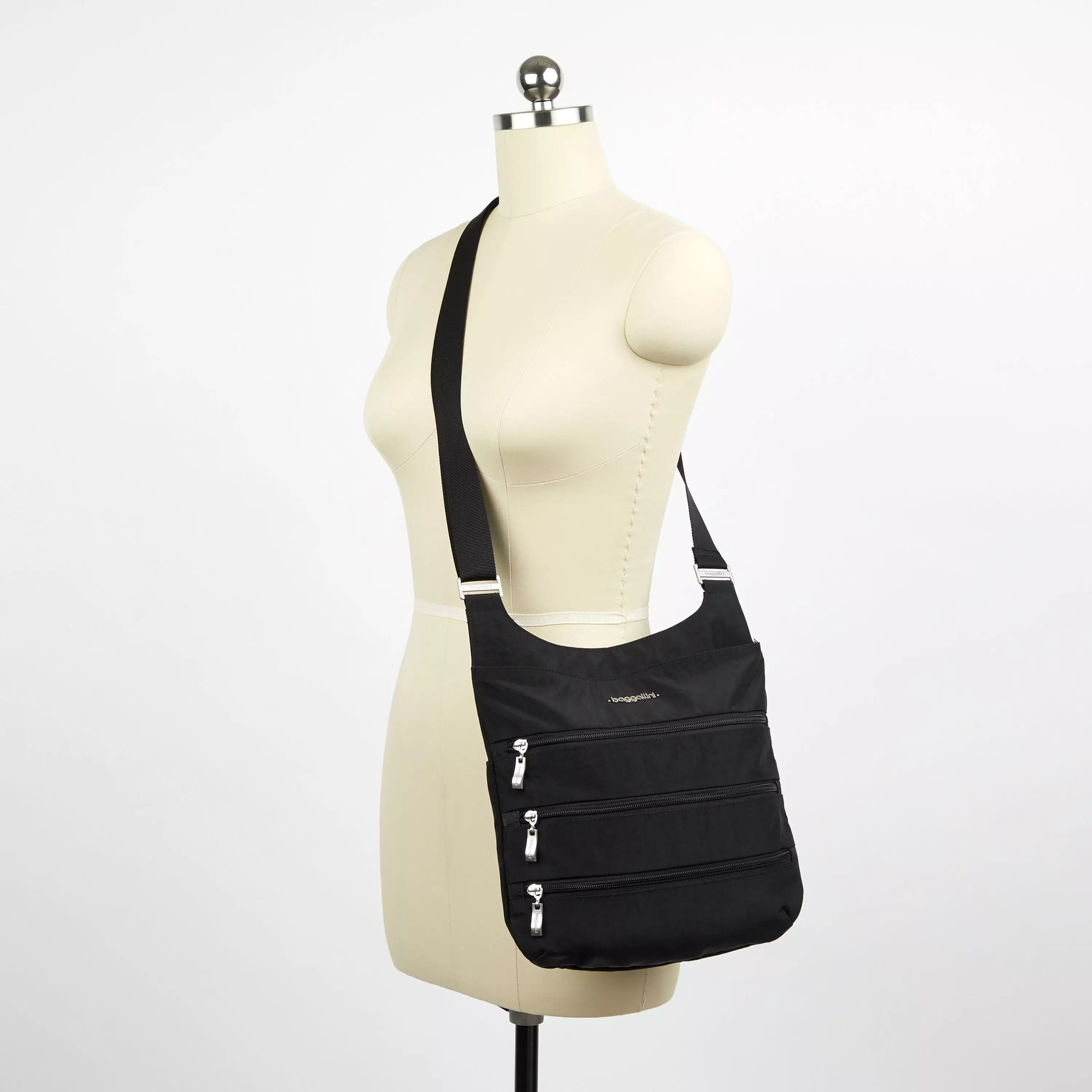 Legacy Big Zipper Bagg With RFID