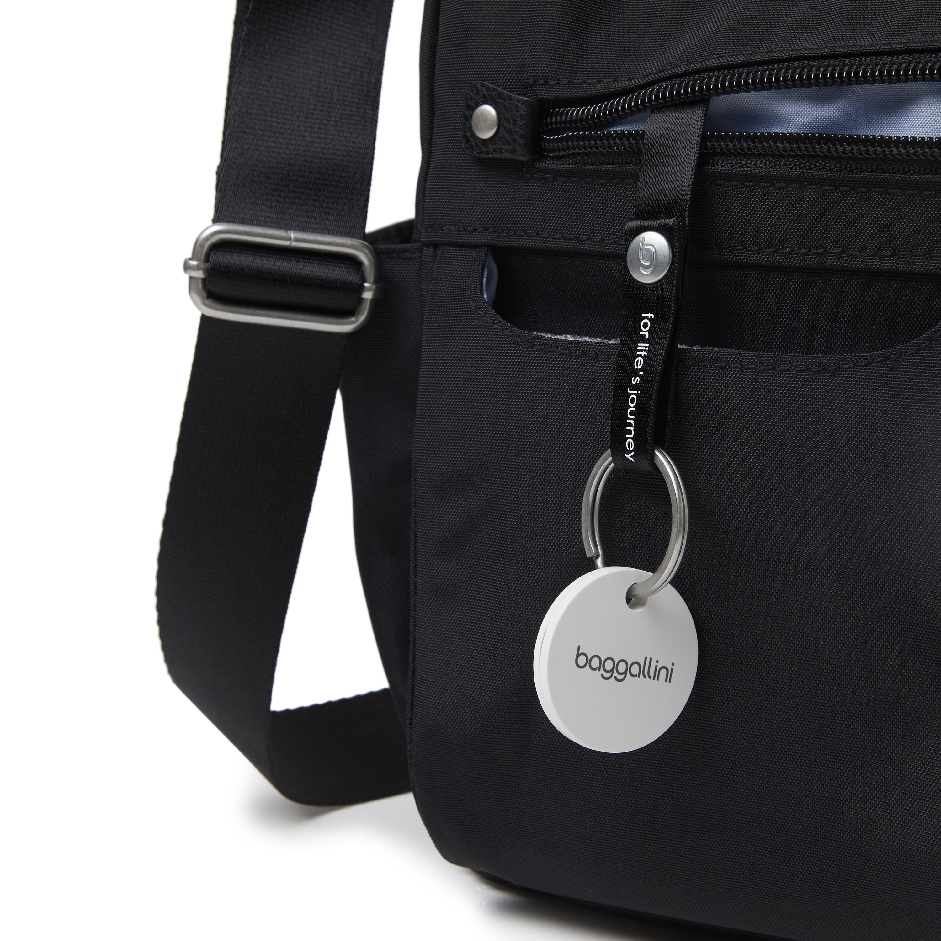 Baggallini + Chipolo Edition Anywhere Large Hobo Tote