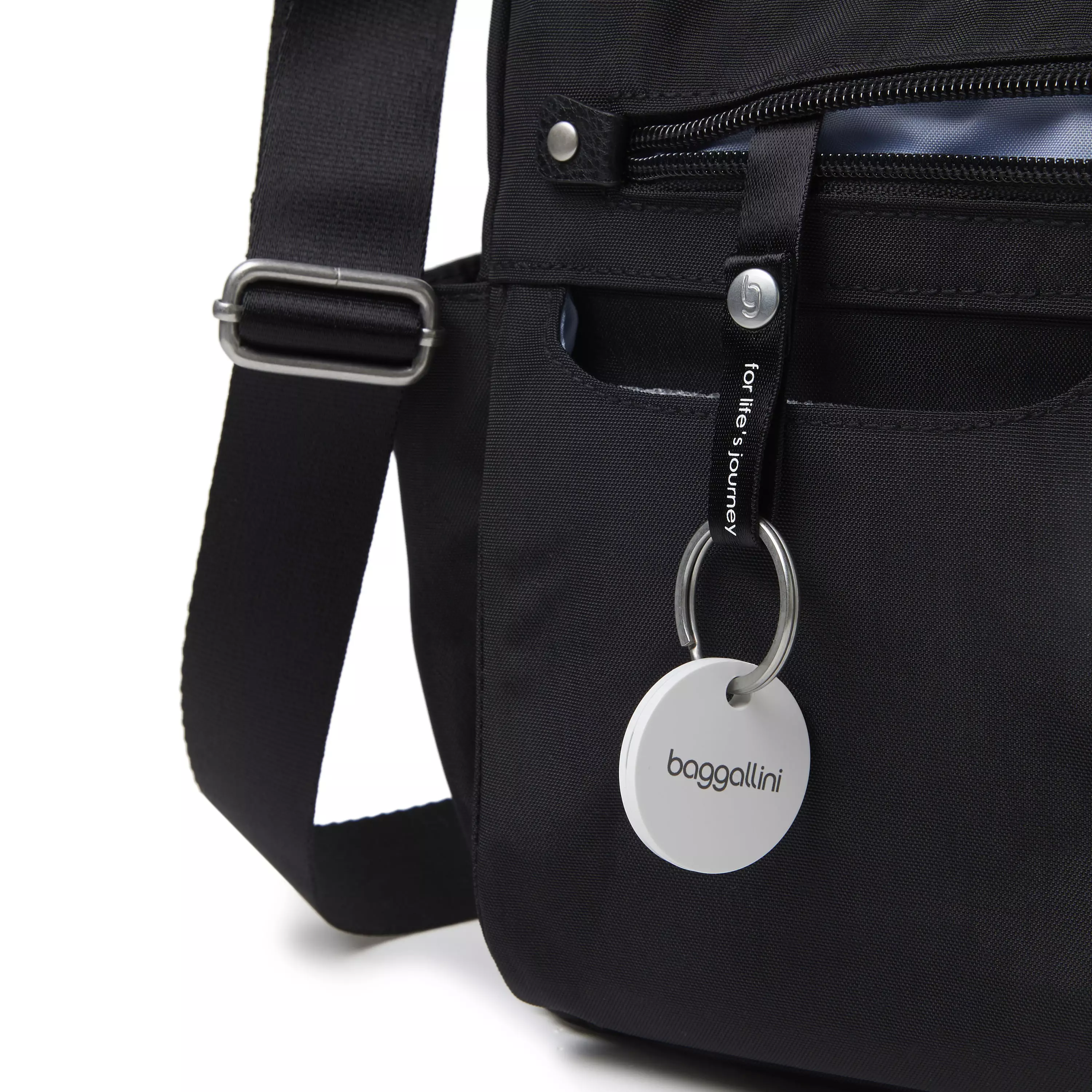 Baggallini + Chipolo Edition Anywhere Large Hobo Tote