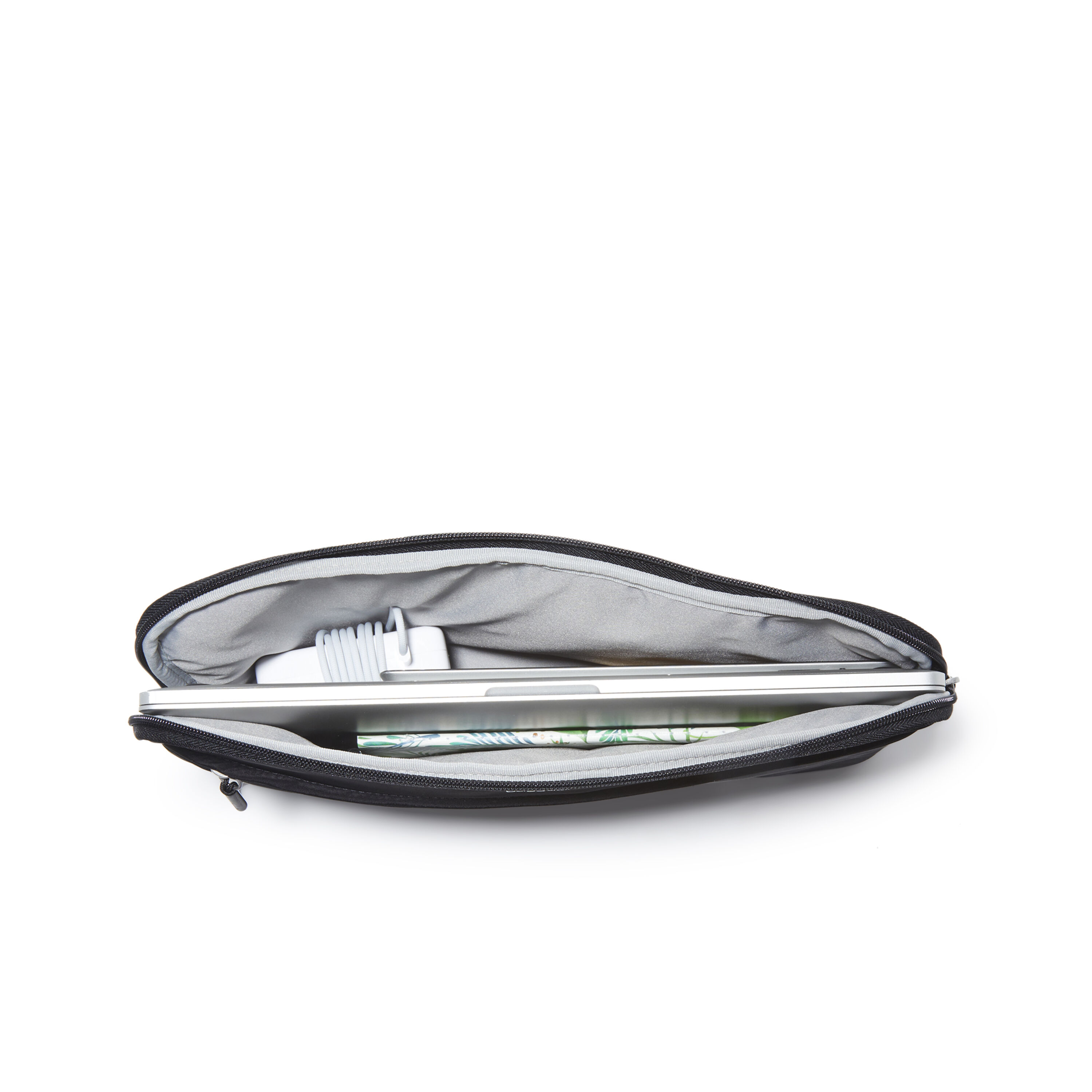 Voyage 16" Laptop Sleeve