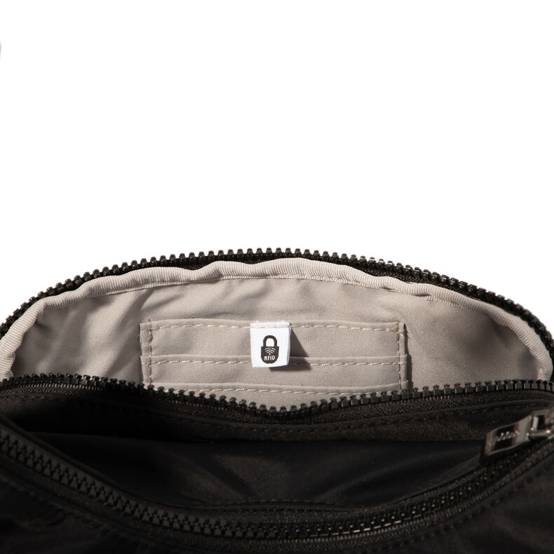 Savannah Crossbody Savannah Crossbody