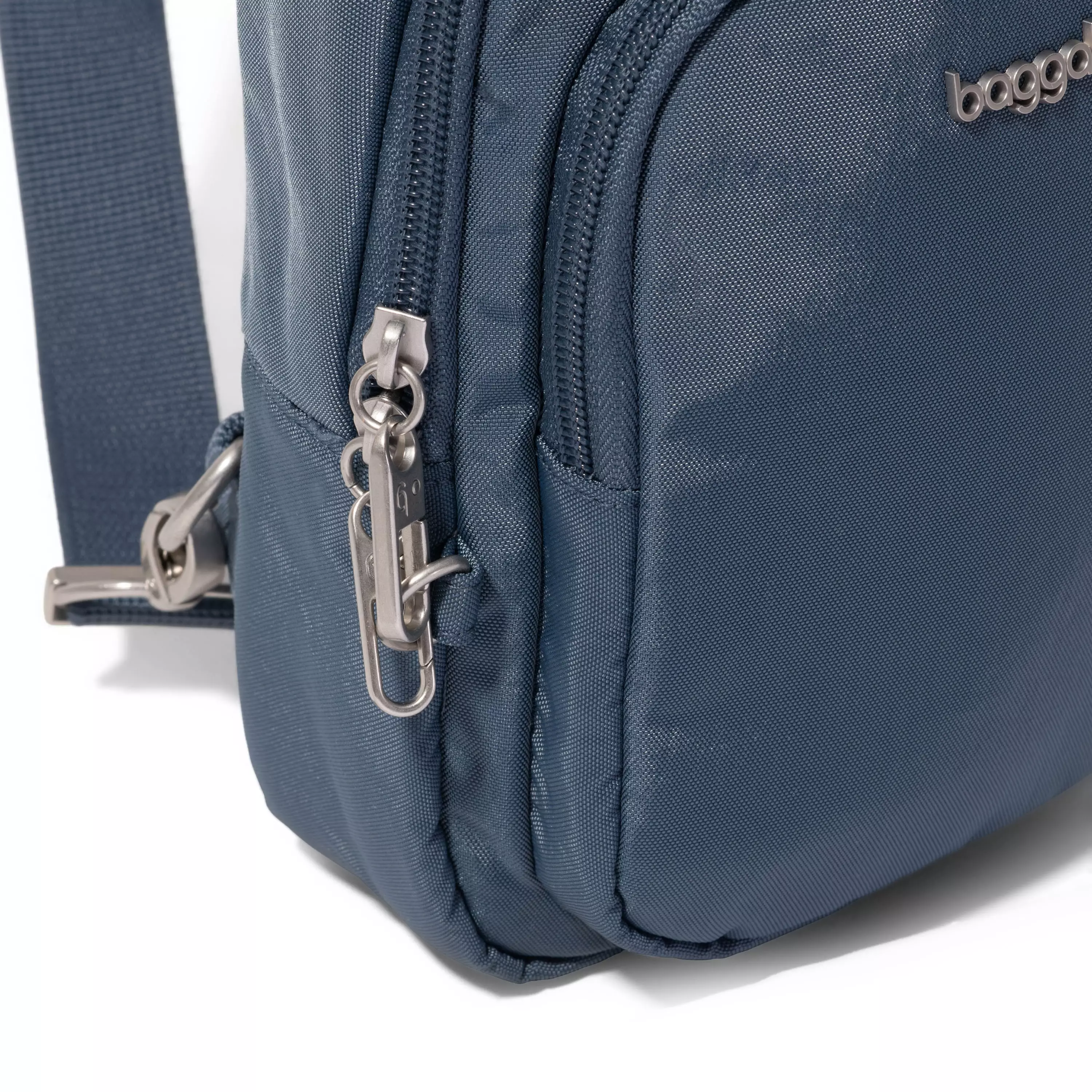 Securtex® Classic Anti-Theft Daytripper Sling Bag