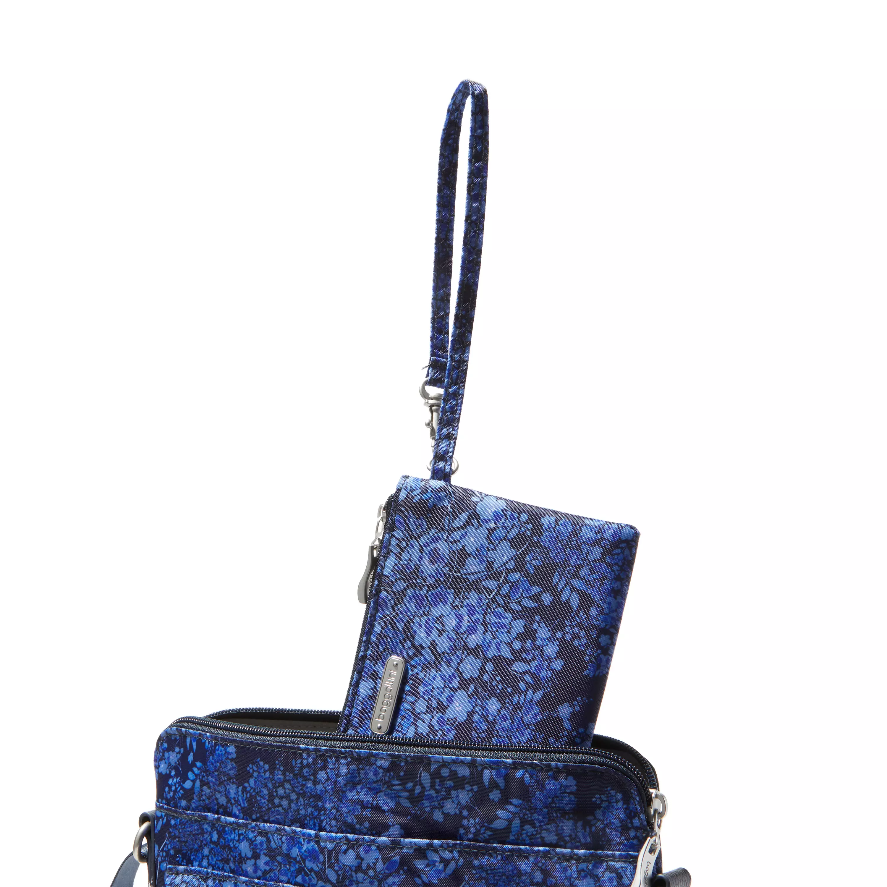 True Classic Go Bagg With RFID Wristlet