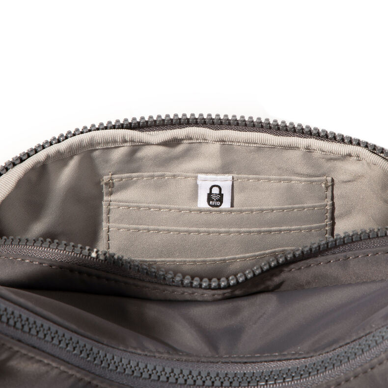 Savannah Crossbody Savannah Crossbody