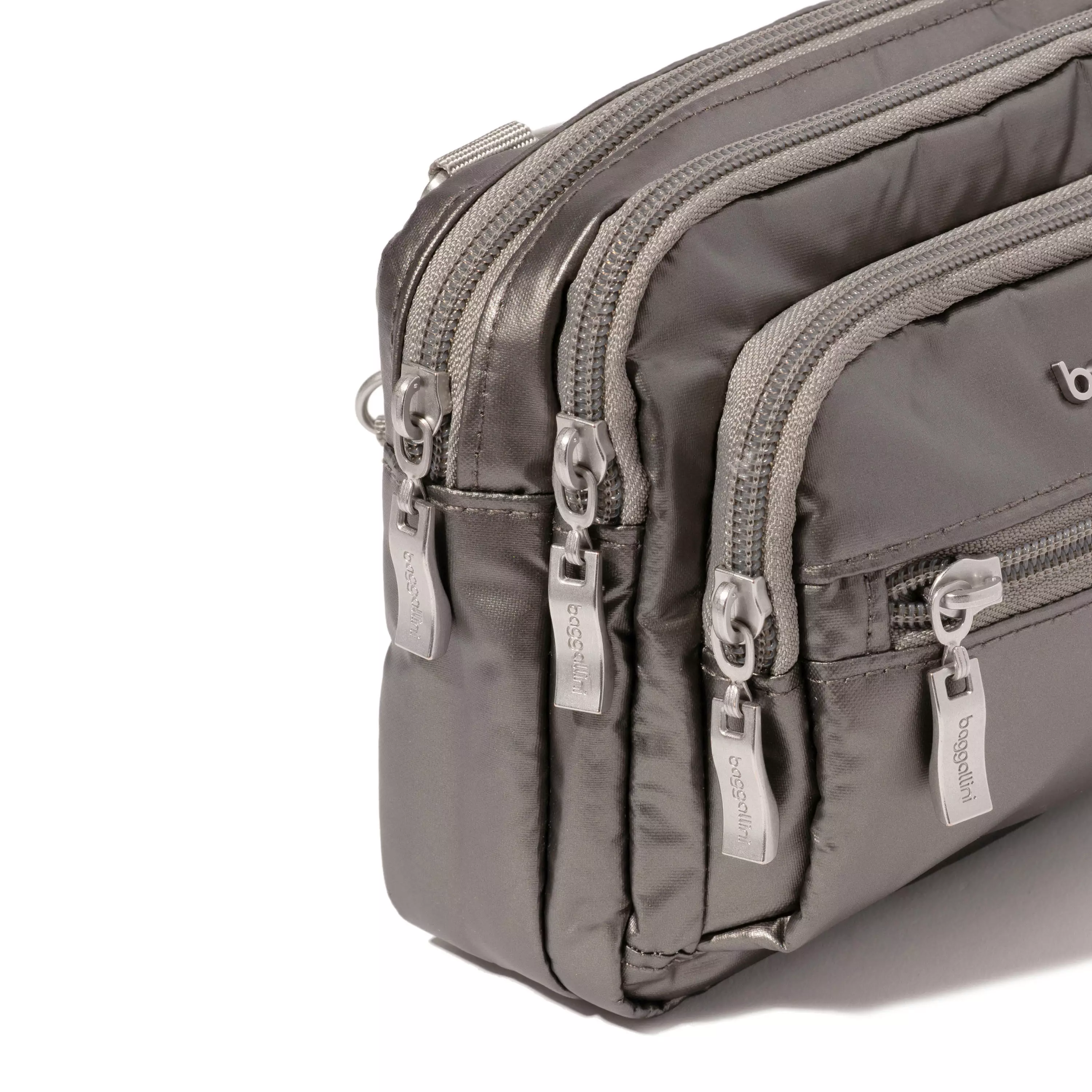 Legacy Triple Zip Bagg