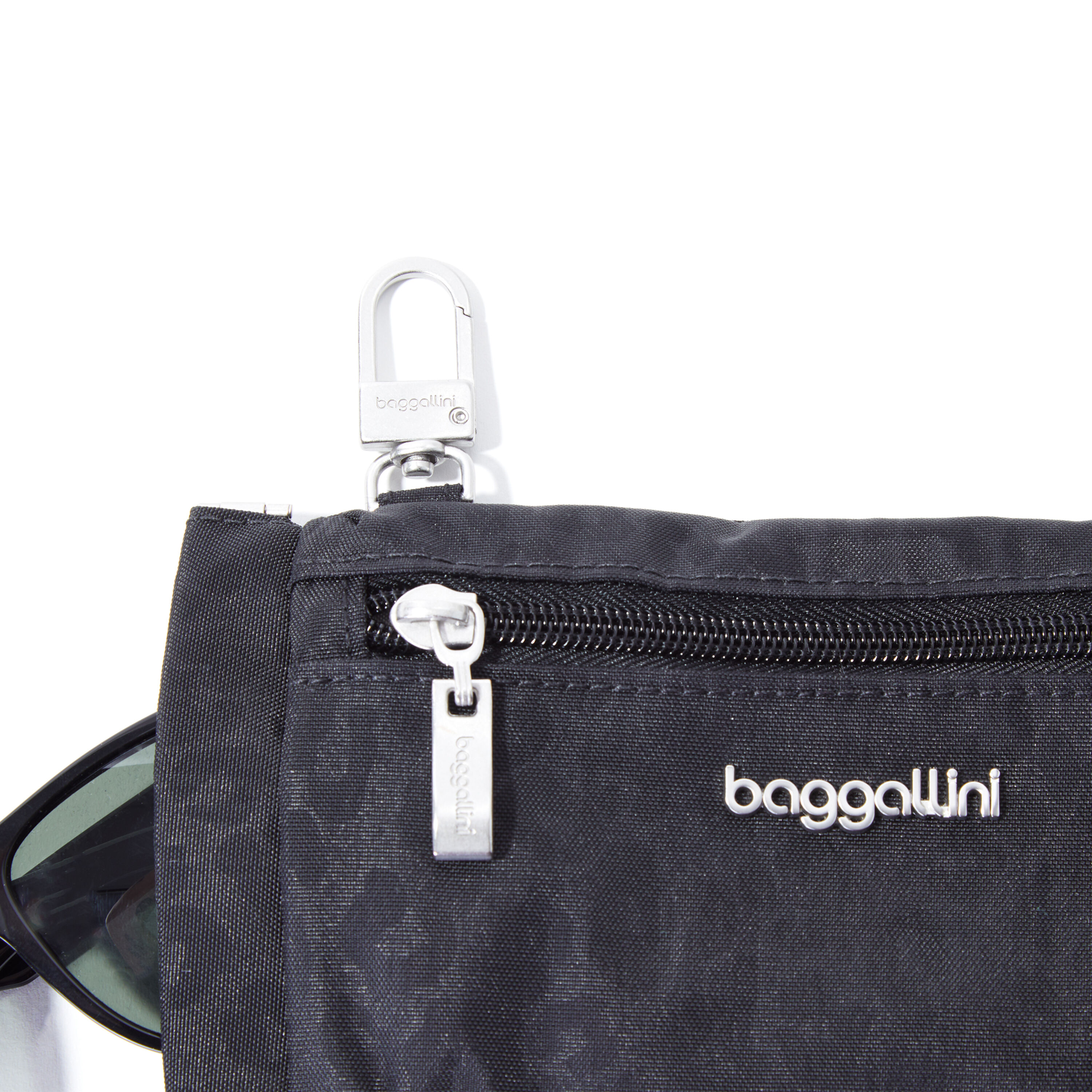 On The Go Sunglasses Pouch