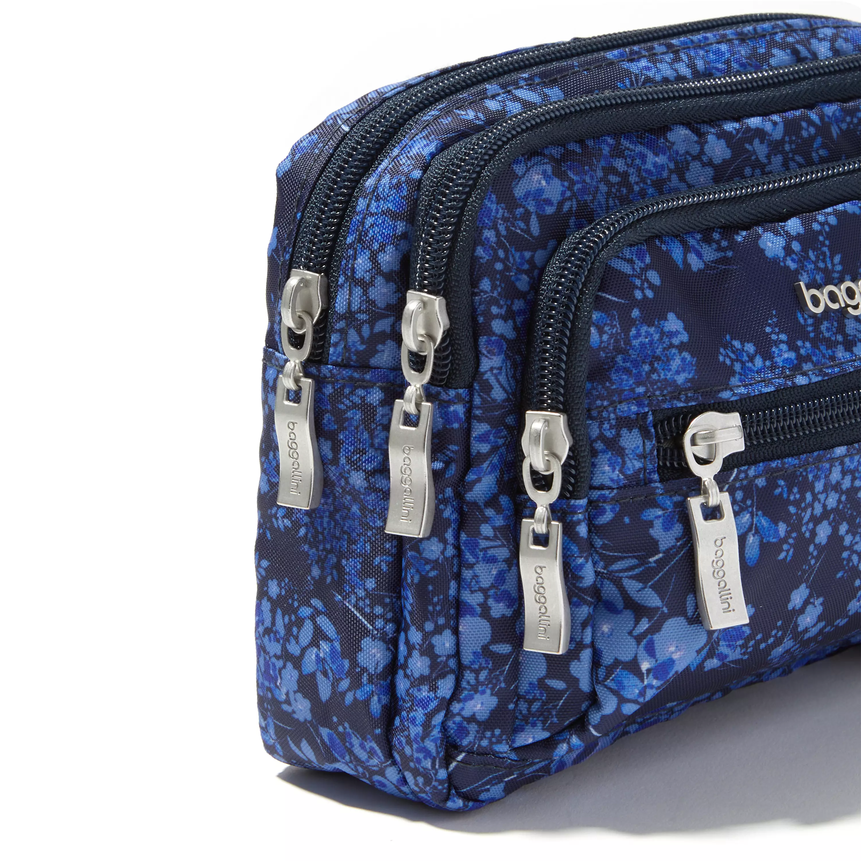 Legacy Triple Zip Bagg