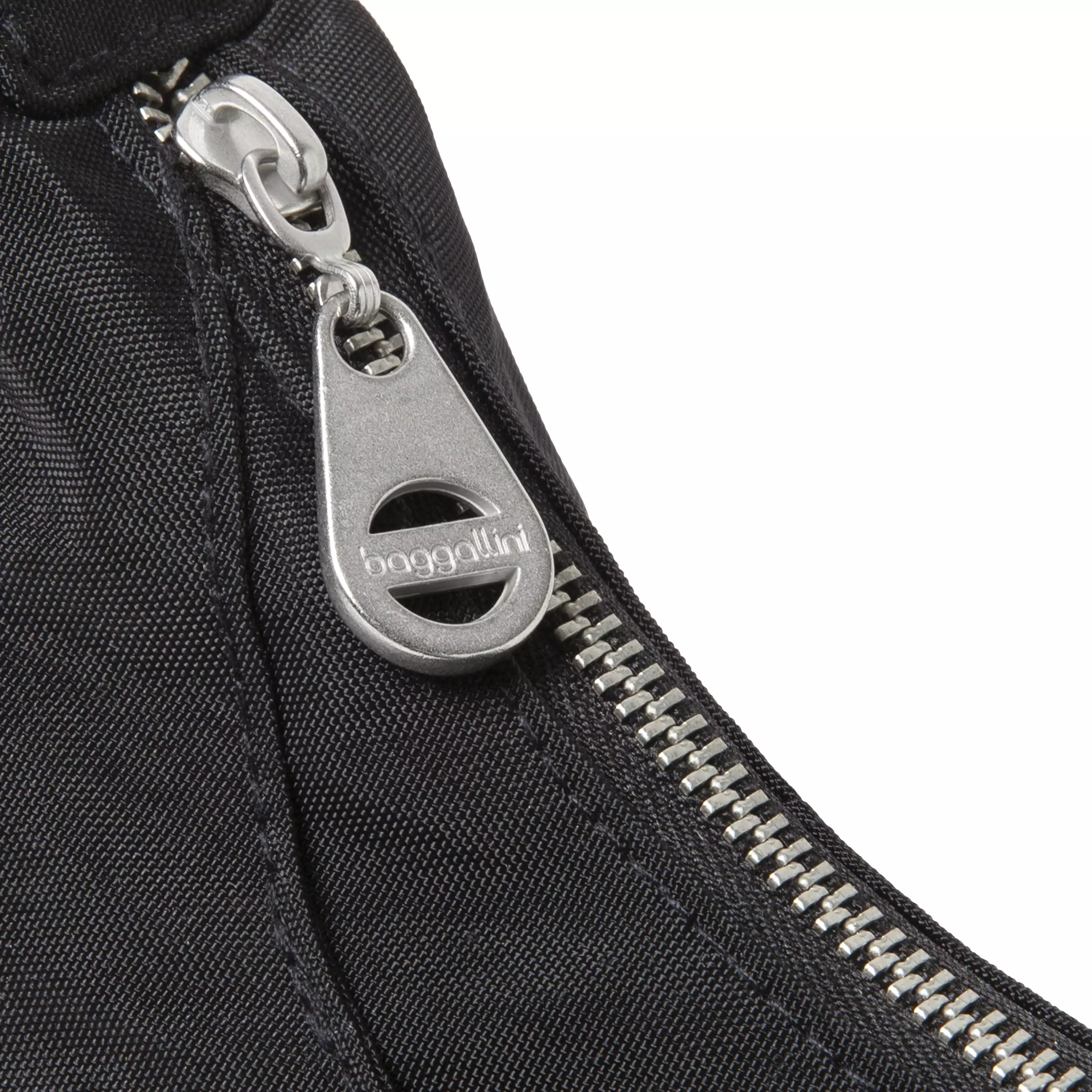 zurich medium hobo tote