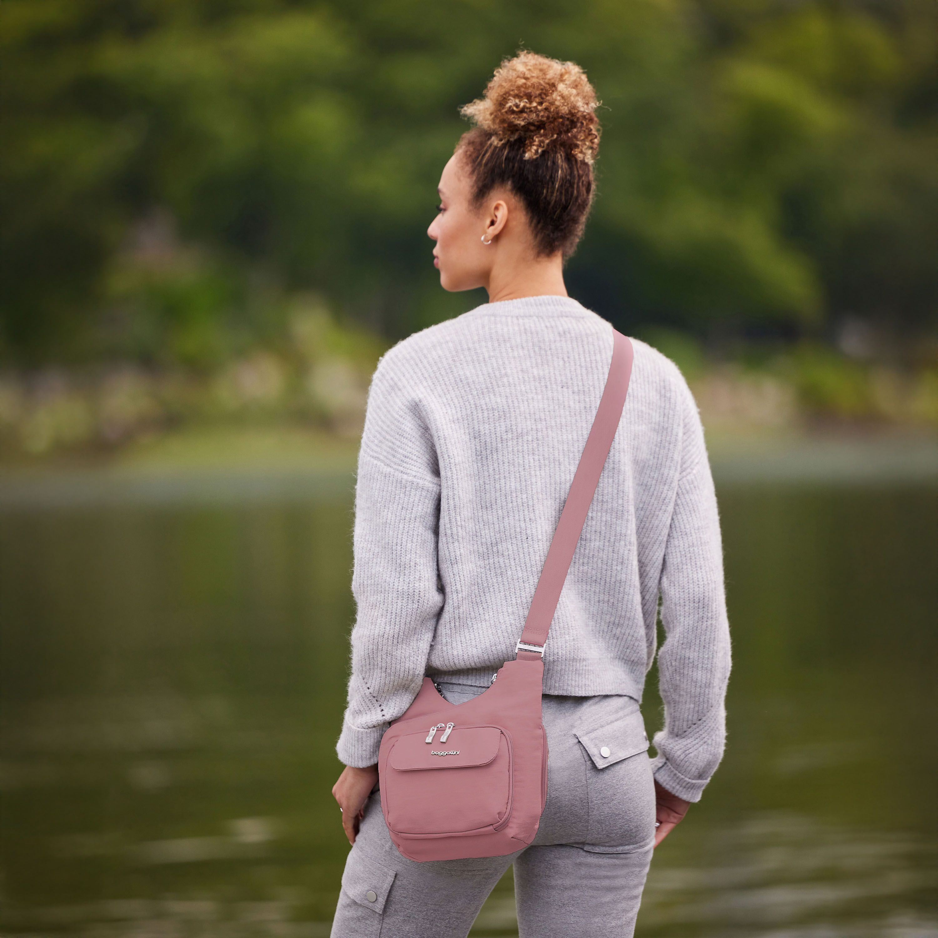 Criss Cross Crossbody