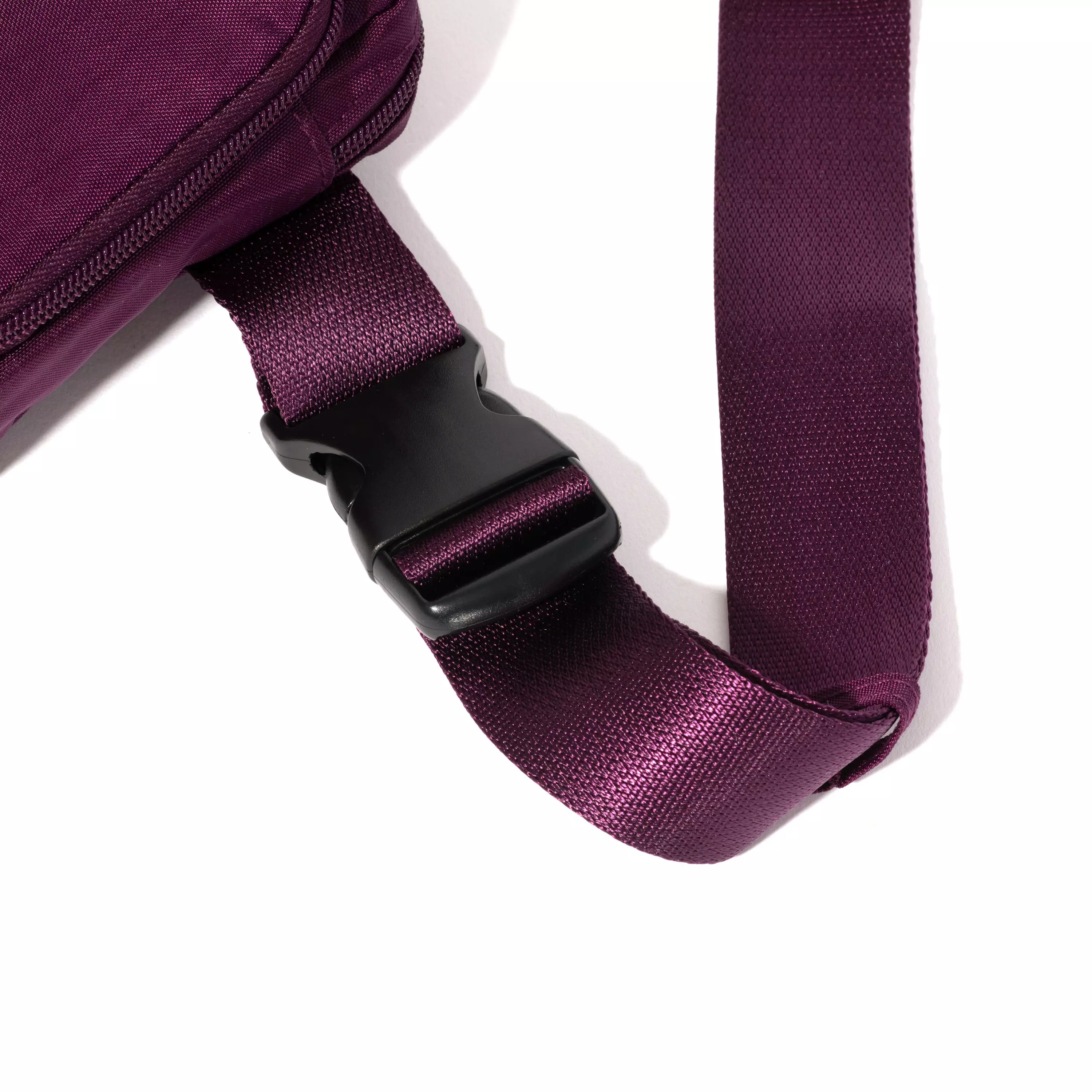 True Classic Belt Bag Sling