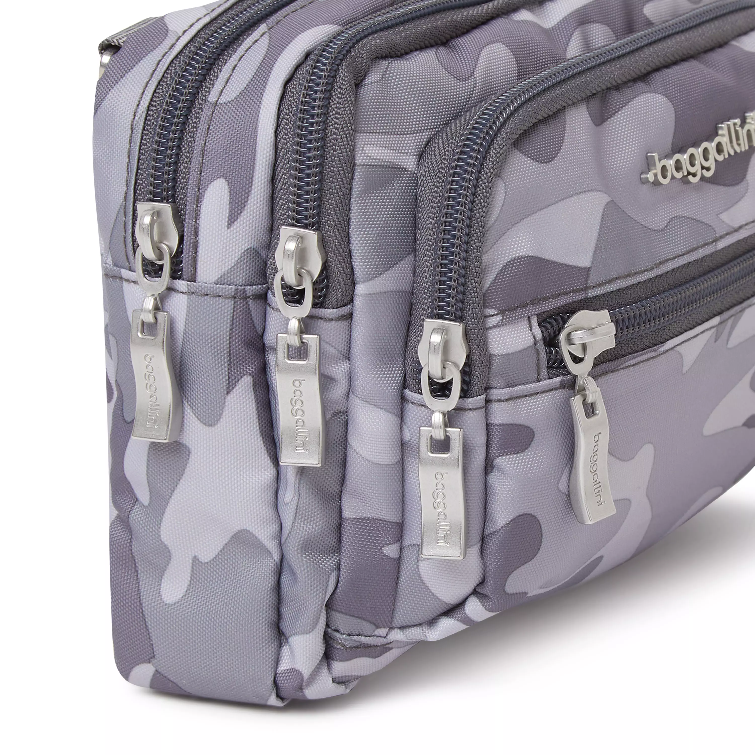 Legacy Triple Zip Bagg