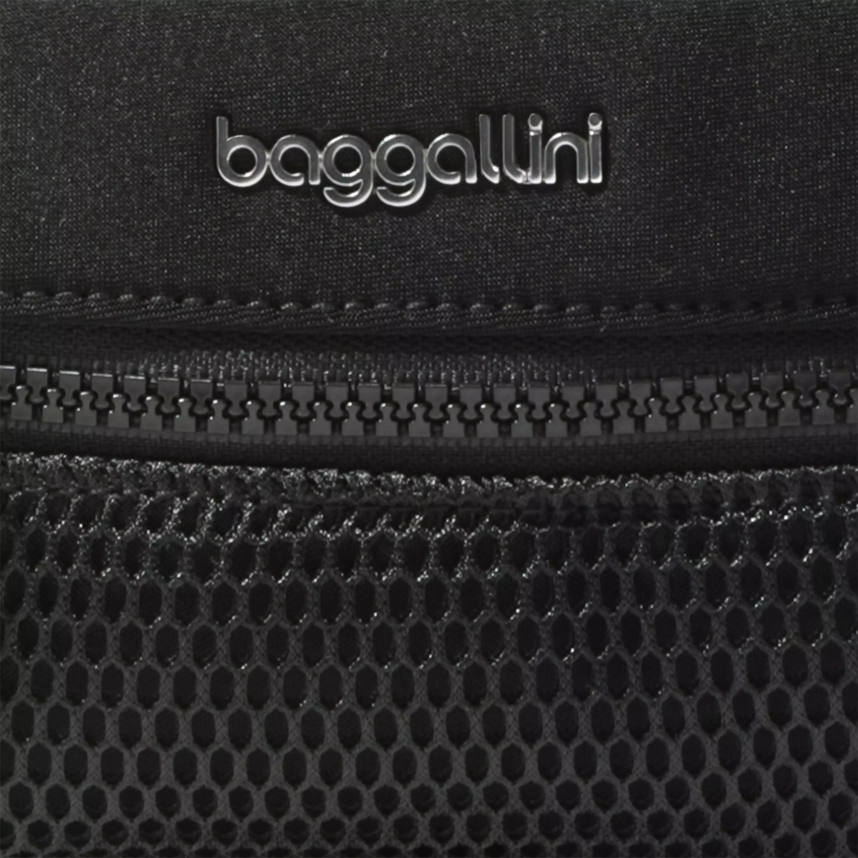 Legacy Triple Zip Bagg