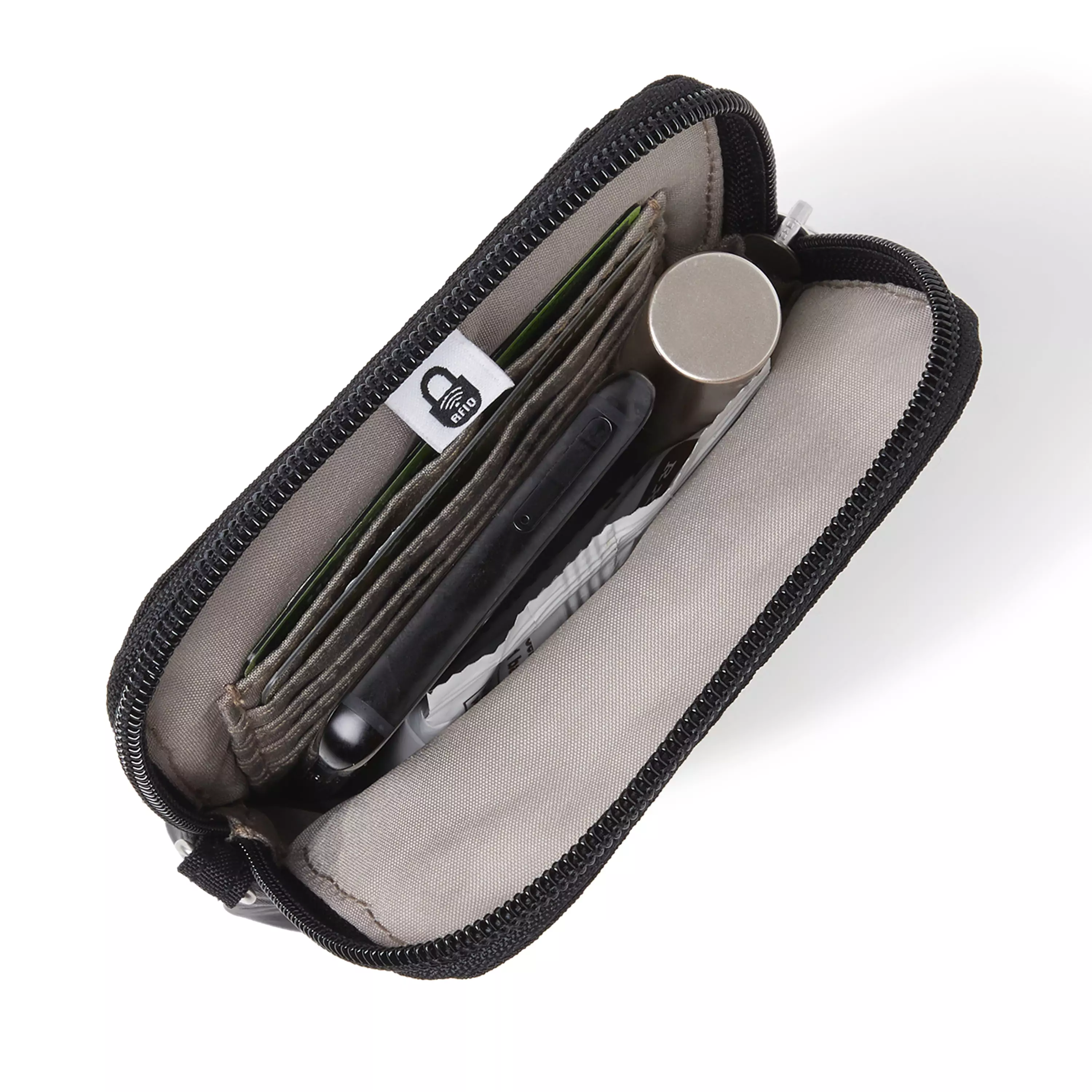 Legacy Bryant Pouch