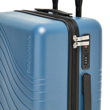 Set Wave 22” 4 Wheel Hardside Carry-On Set Wave 22” 4 Wheel Hardside Carry-On