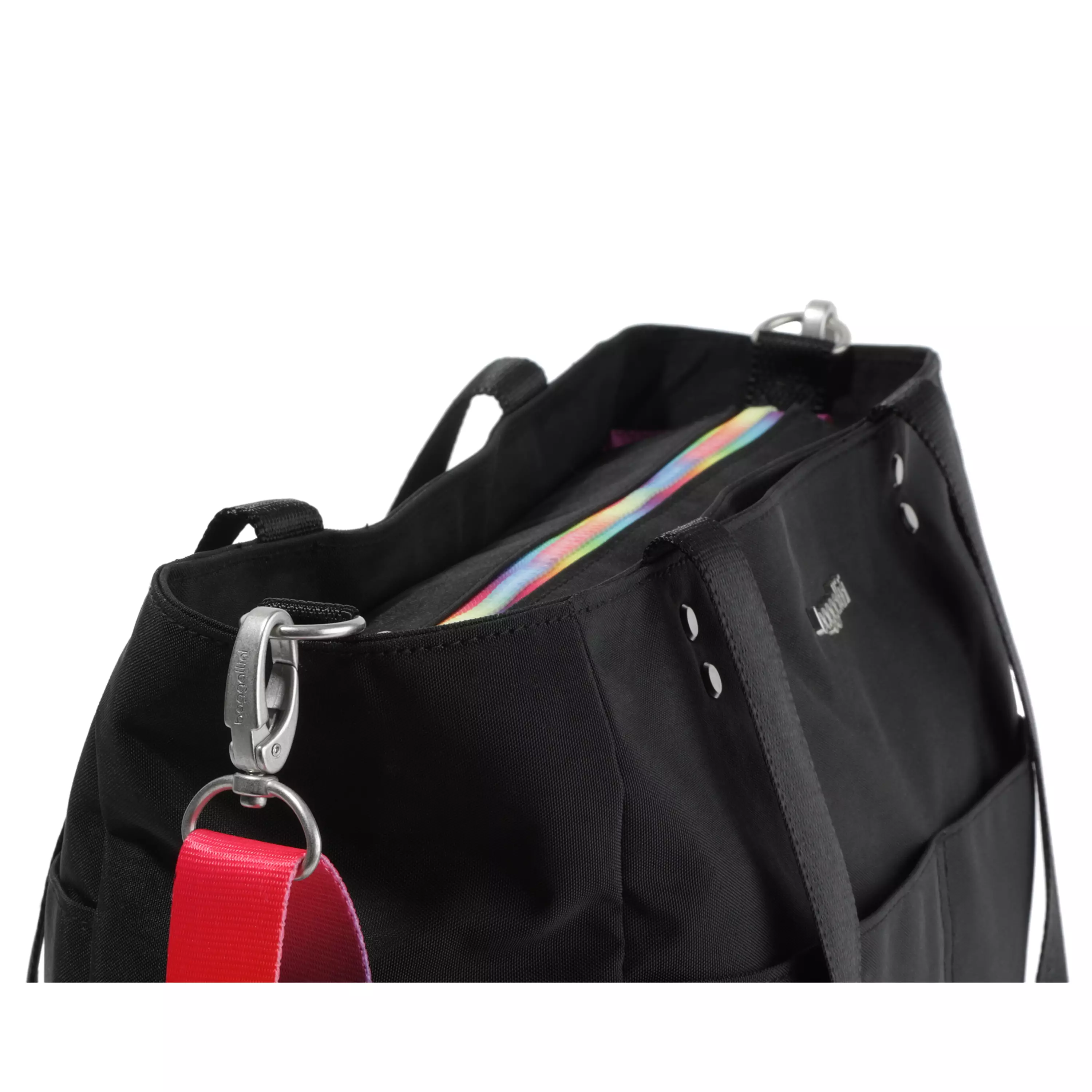 True Classic Daily Tote