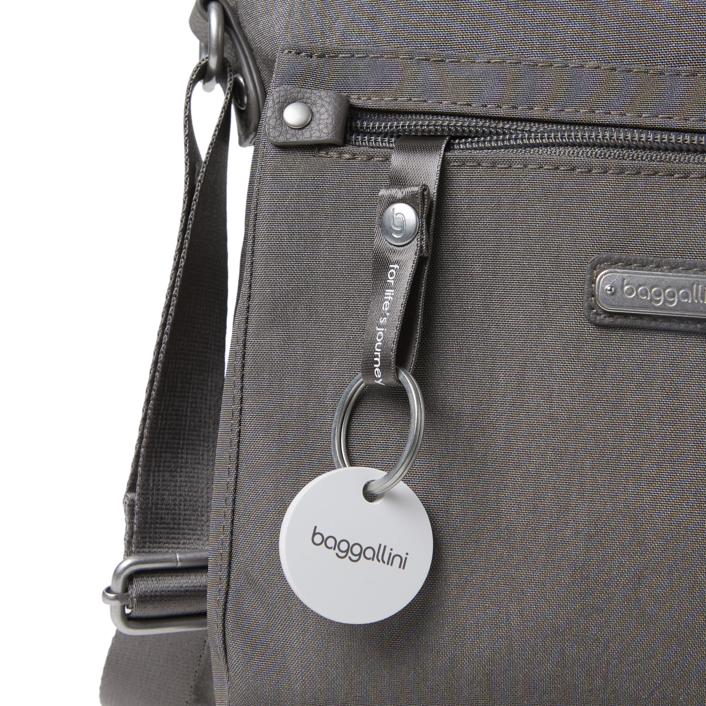 Baggallini + Chipolo Edition Go Bagg