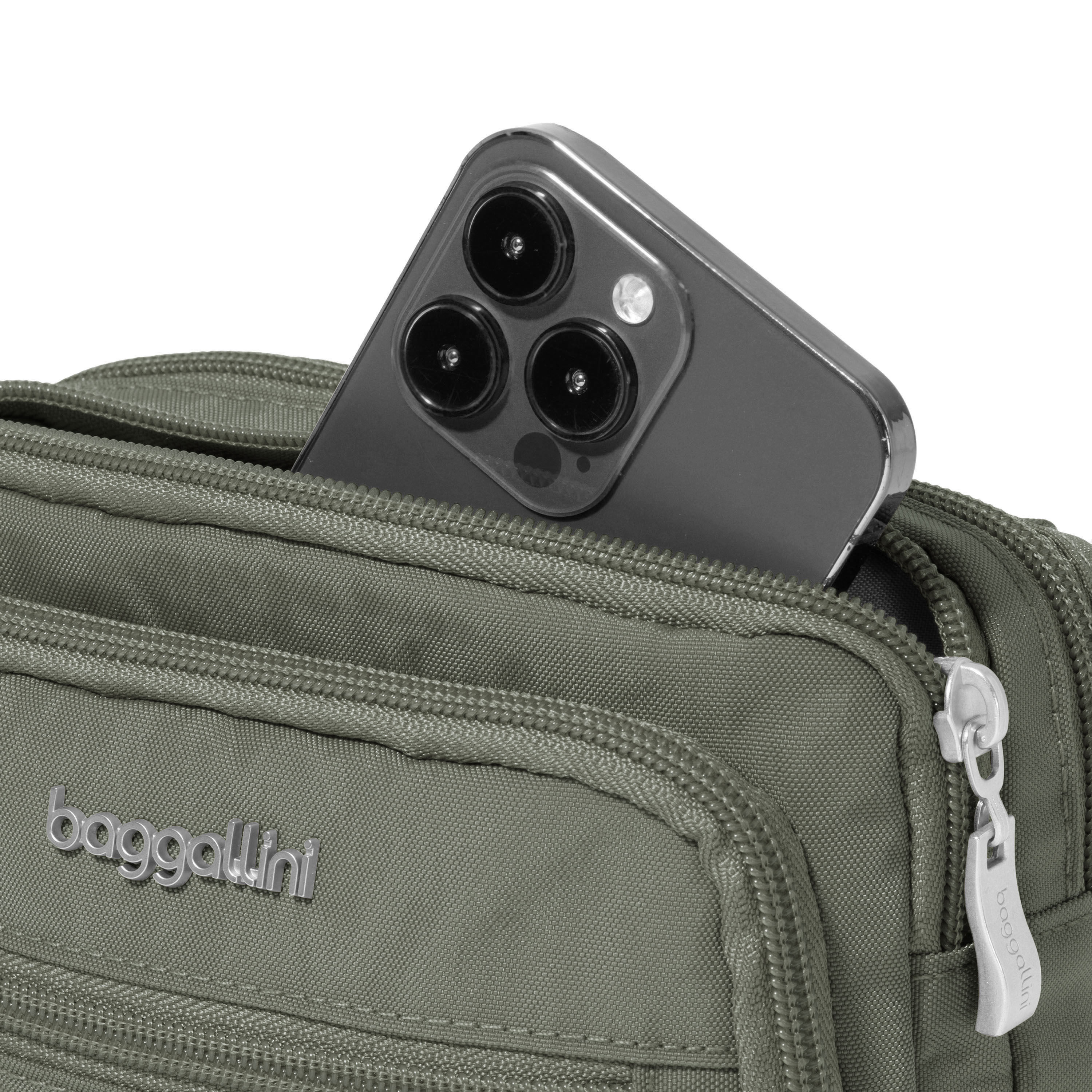 Legacy Triple Zip Bagg