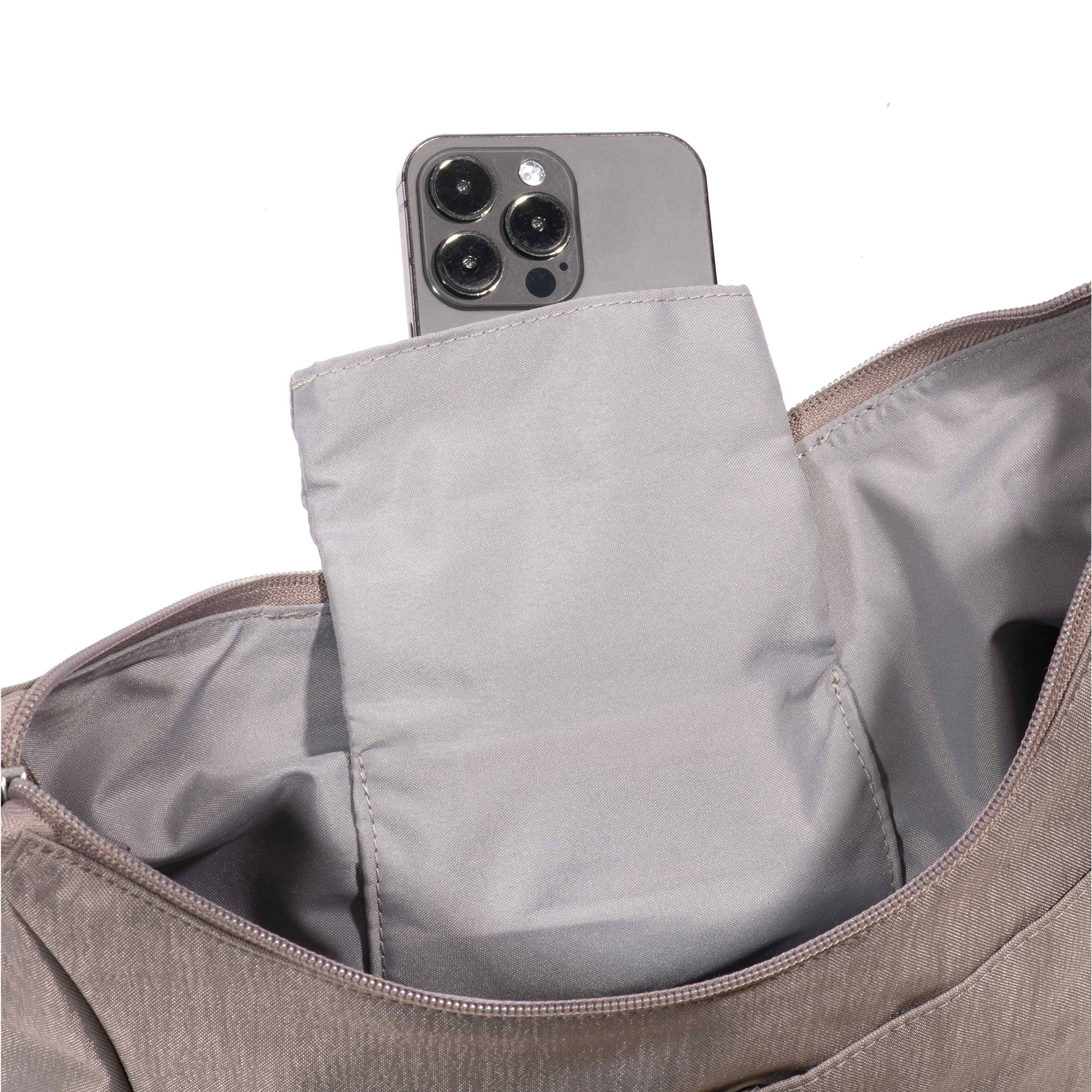 Modern Everywhere Bagg EMF Blocking Pocket
