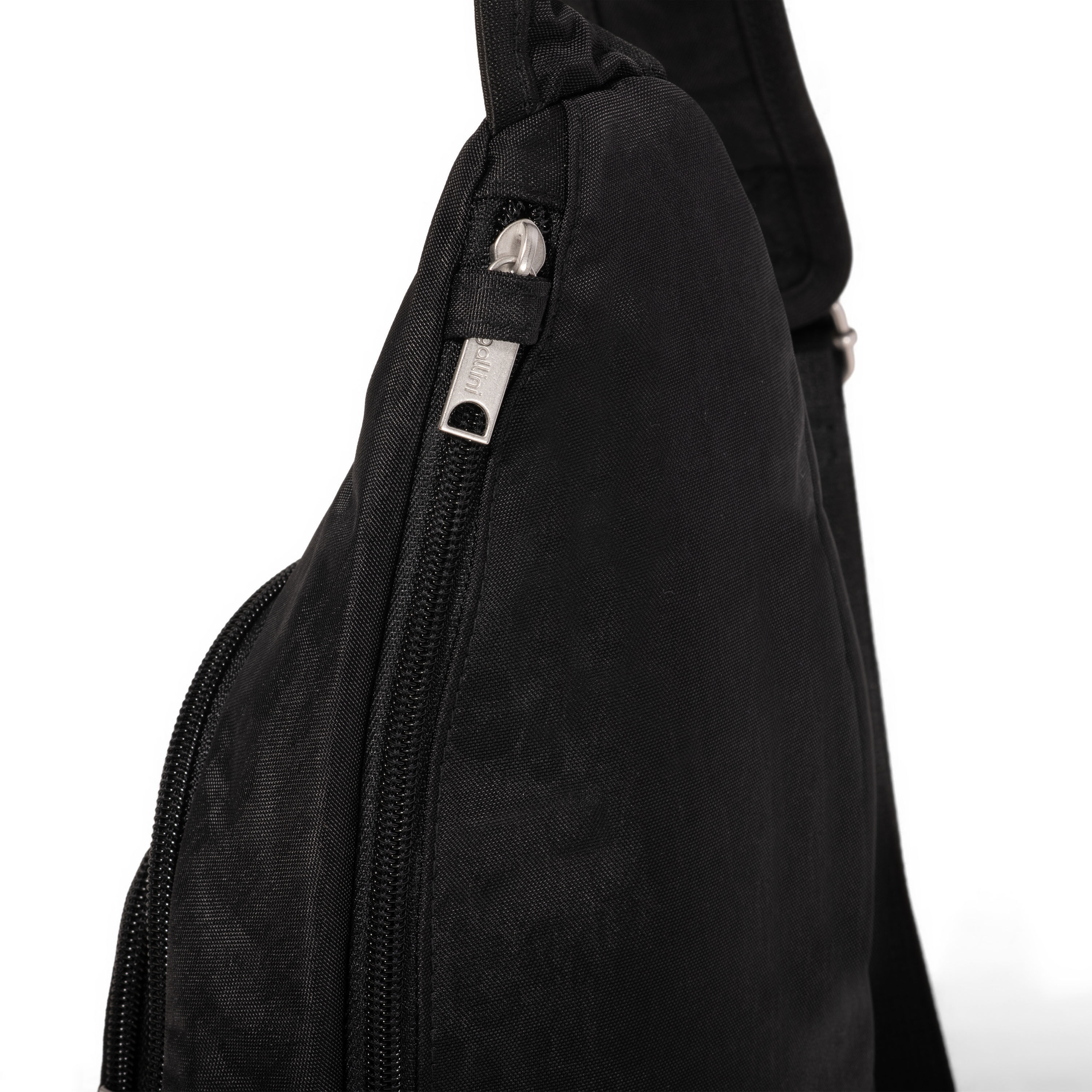 Securtex&reg; Anti-Theft Daytripper Sling Bag