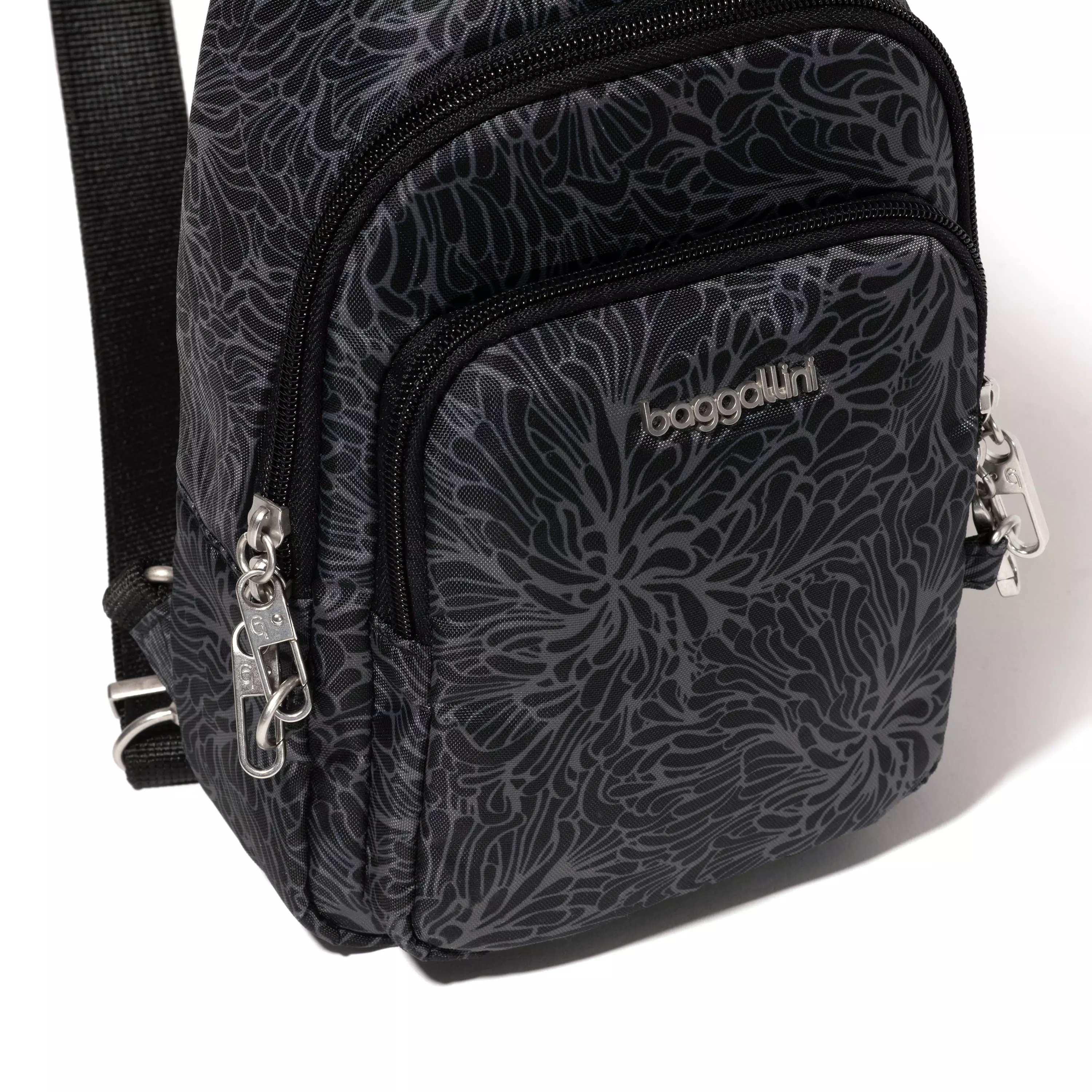 Securtex® Classic Anti-Theft Daytripper Sling Bag
