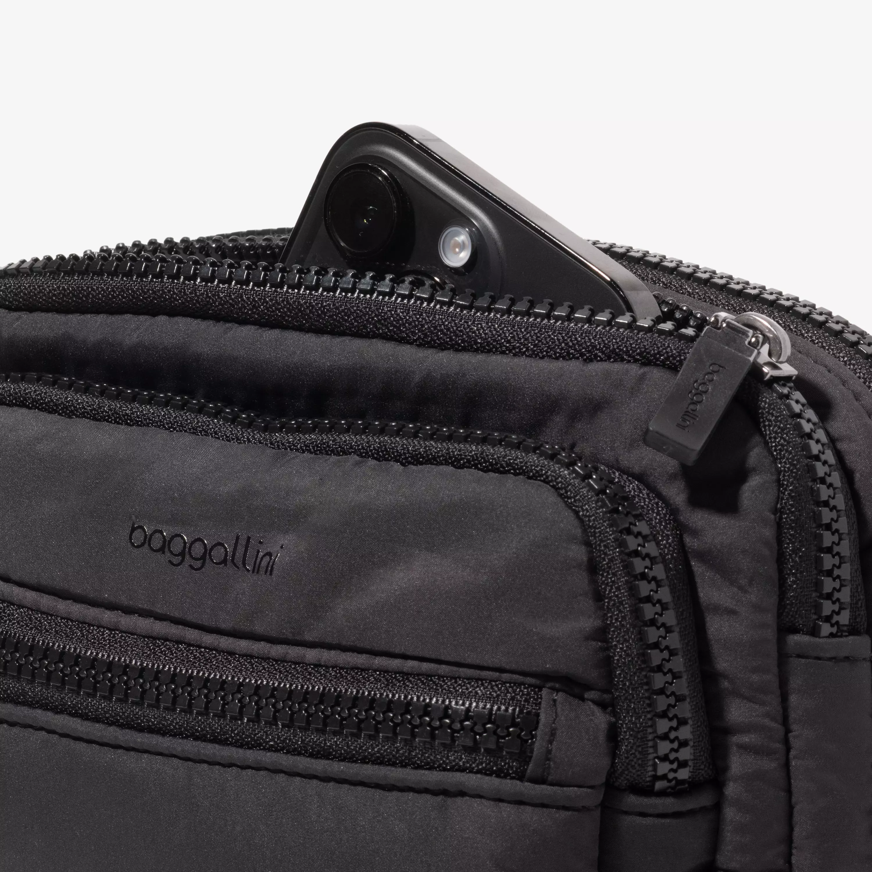 Legacy Triple Zip Bagg