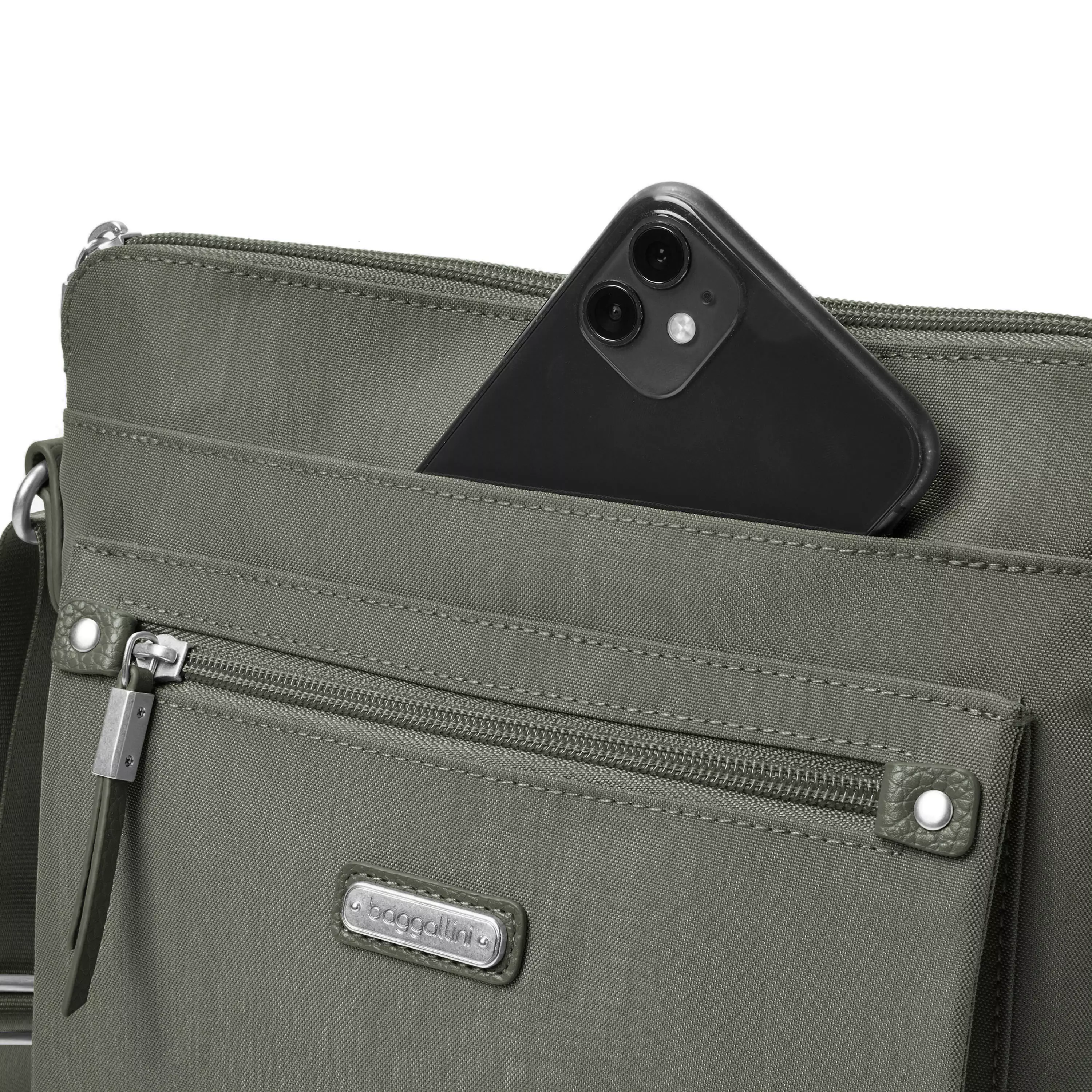True Classic Go Bagg With RFID Wristlet