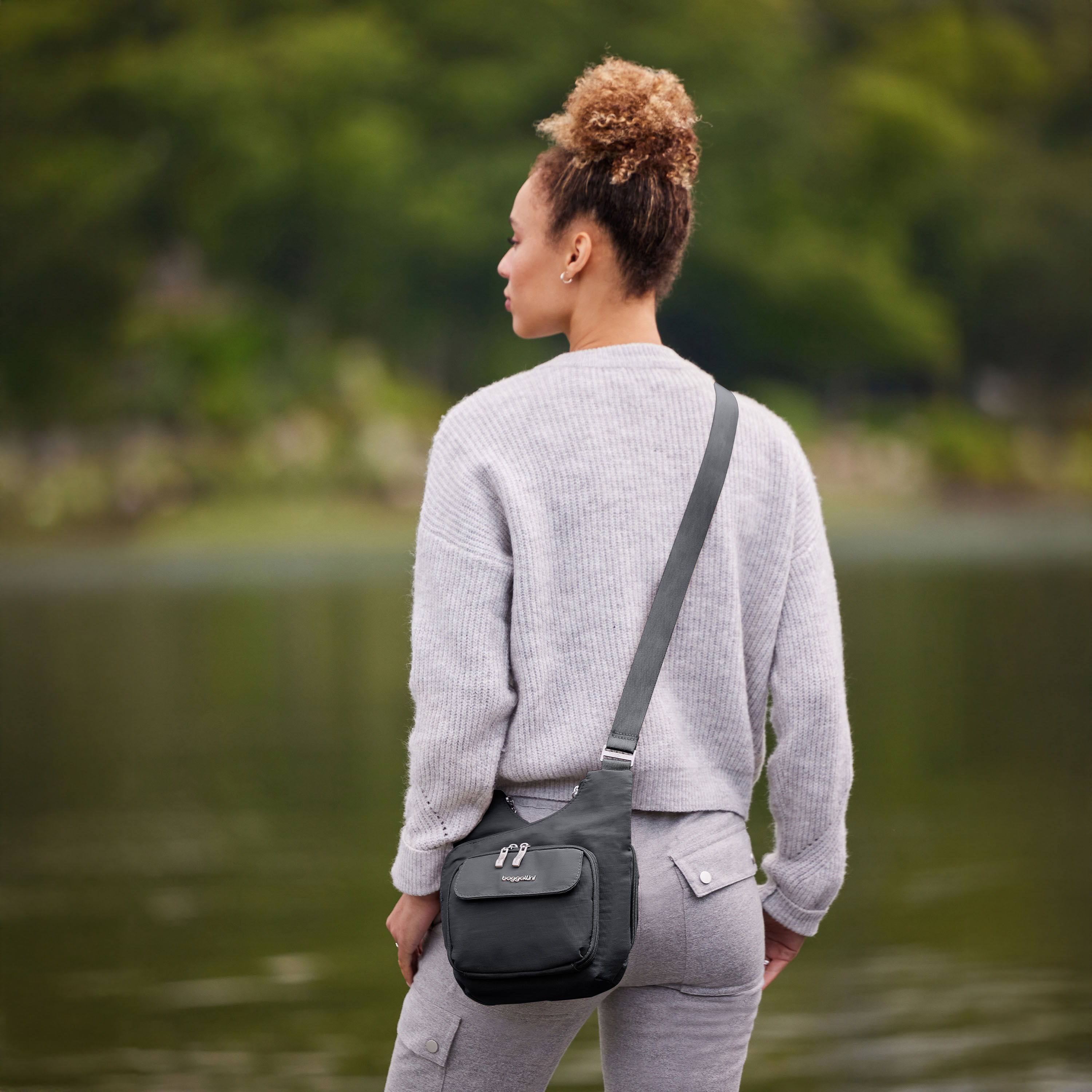 Criss Cross Crossbody