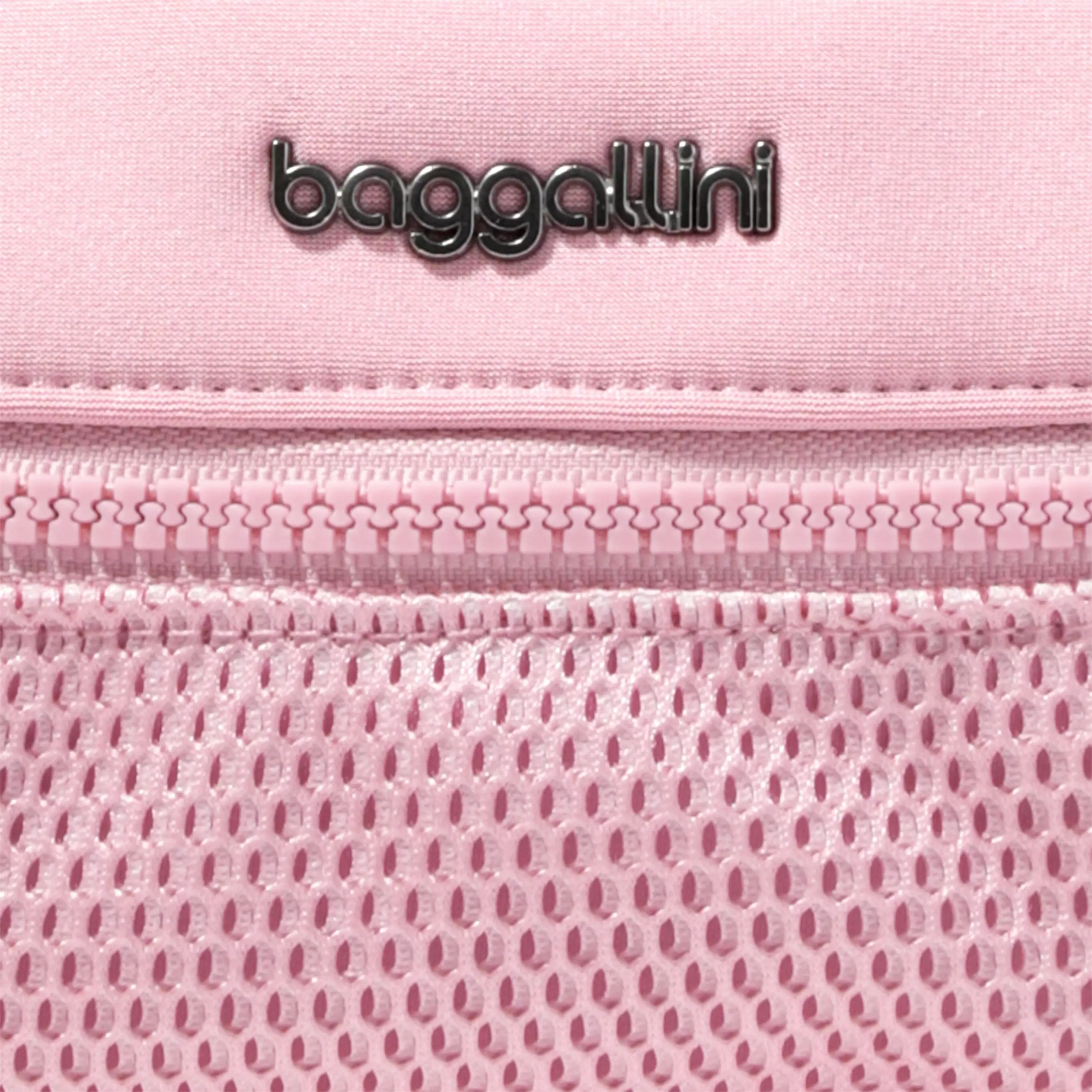 Legacy Triple Zip Bagg