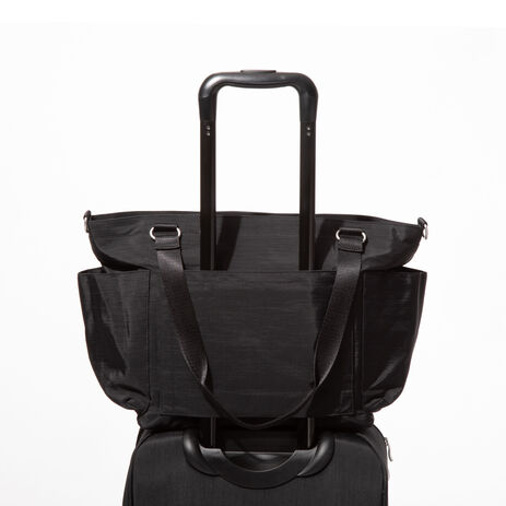 Baggallini Modern Everywhere Hobo Bag - Black Baggallini Modern Everywhere Hobo Bag - Black