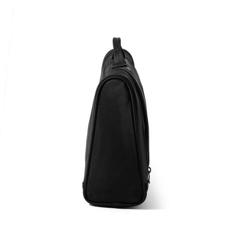 Deluxe Toiletry Kit Deluxe Toiletry Kit
