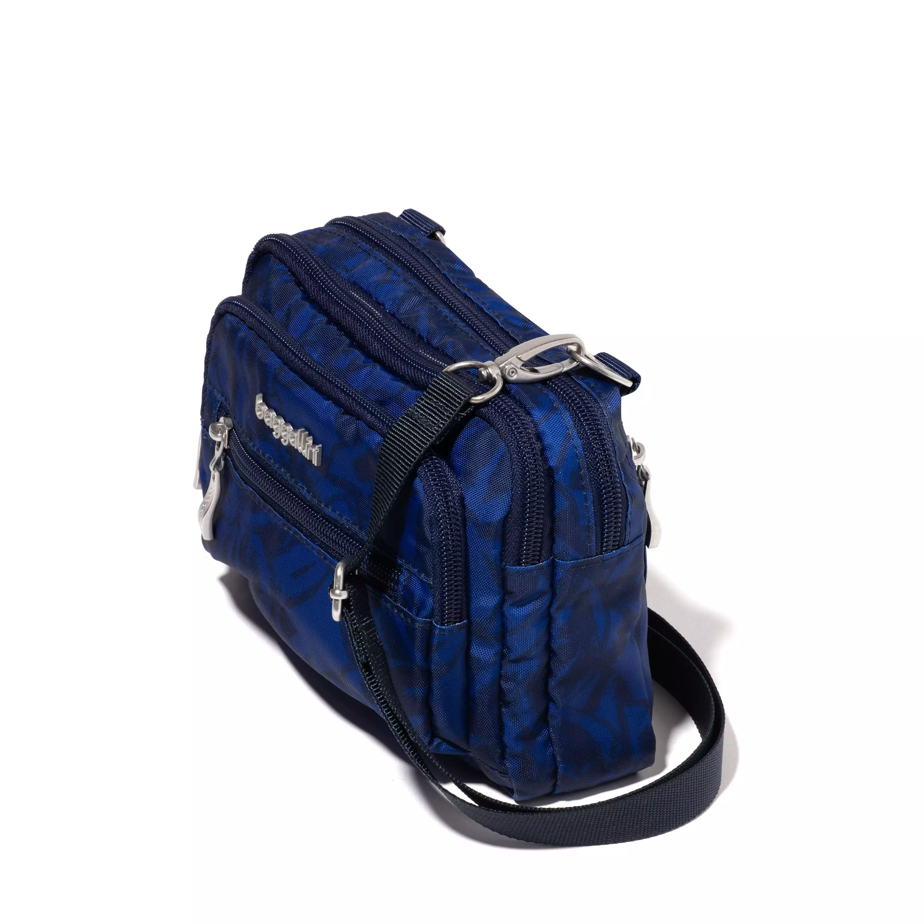 Legacy Triple Zip Bagg