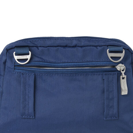 Baggallini Triple Zip Bagg (Pacific) Baggallini Triple Zip Bagg (Pacific)