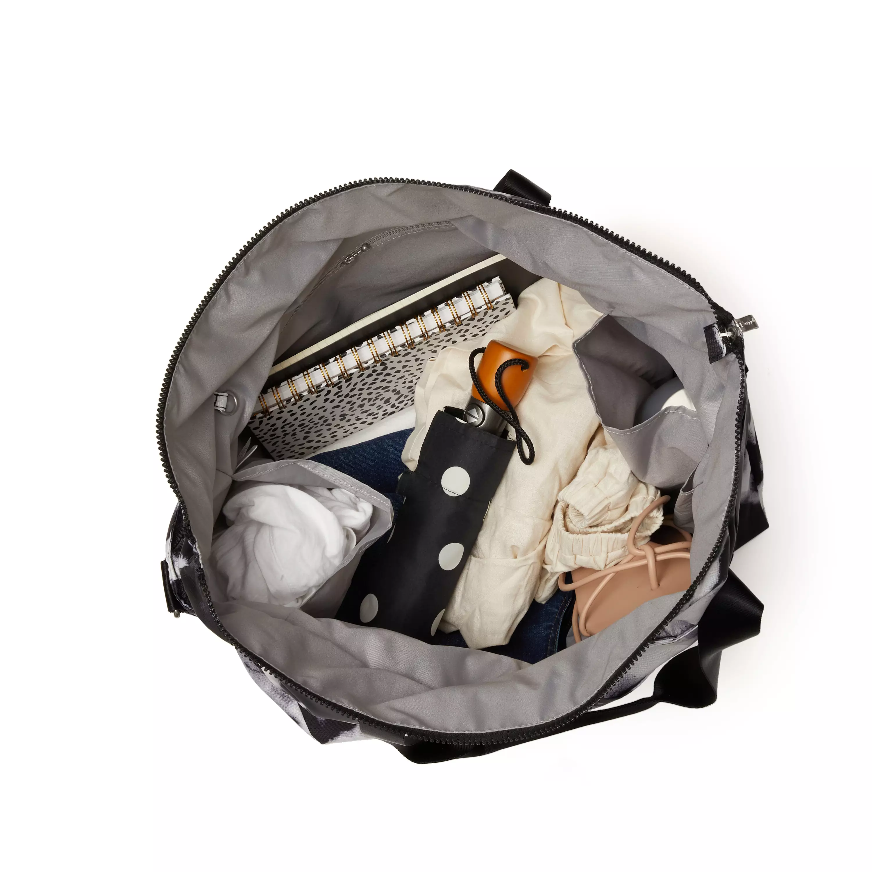 True Classic Large Carryall Tote