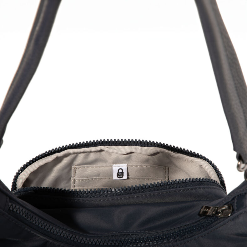 Savannah Crossbody Savannah Crossbody