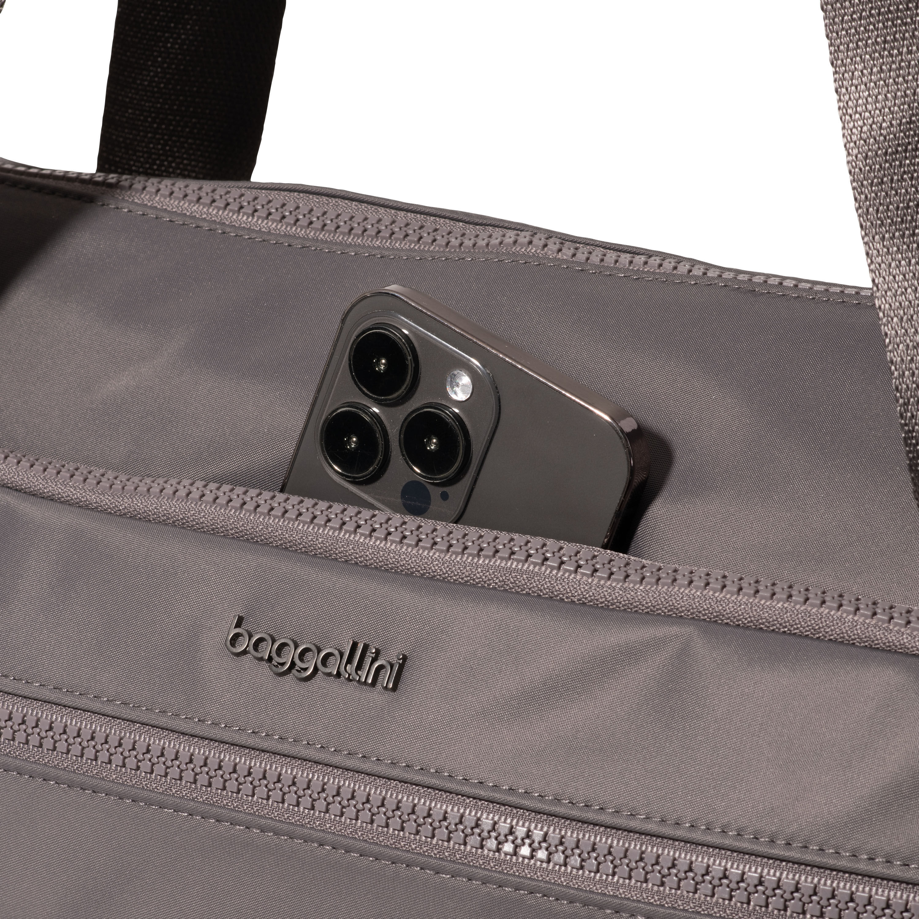 アンティパスト　バッグ Mini Antigona Sport Bag | SHOP BAZAAR