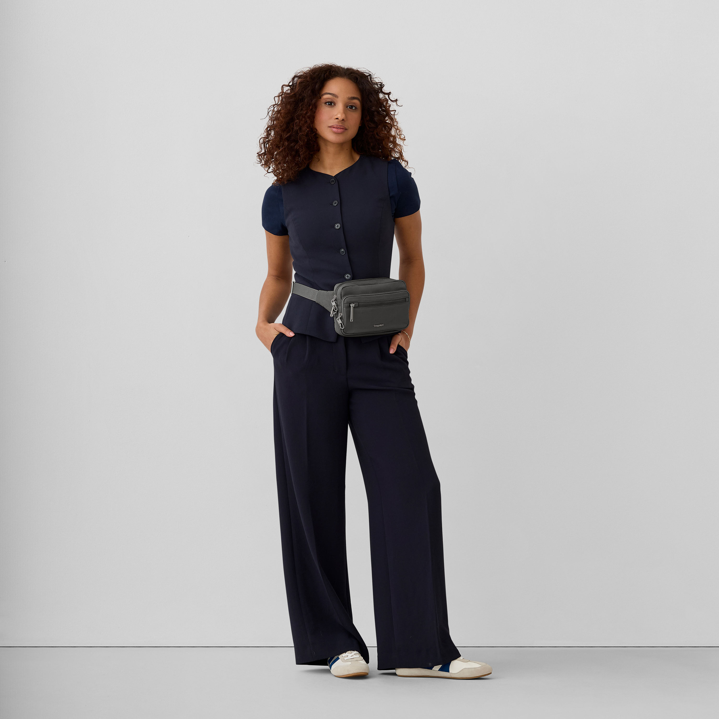 chii 　　EVERYDAY BELTBAGサードマガジン Laney Buffalo Belt Bag – Concealed Carry in Style