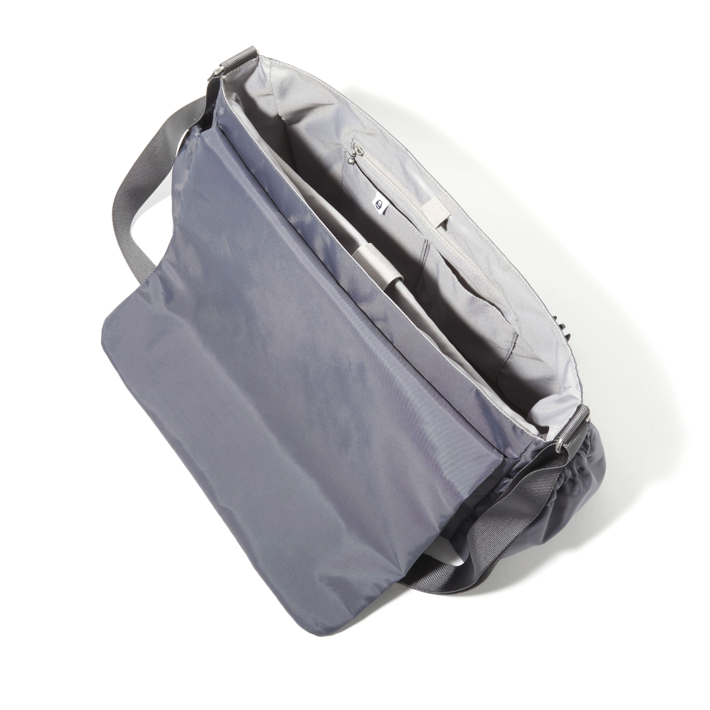 Essential Laptop Messenger