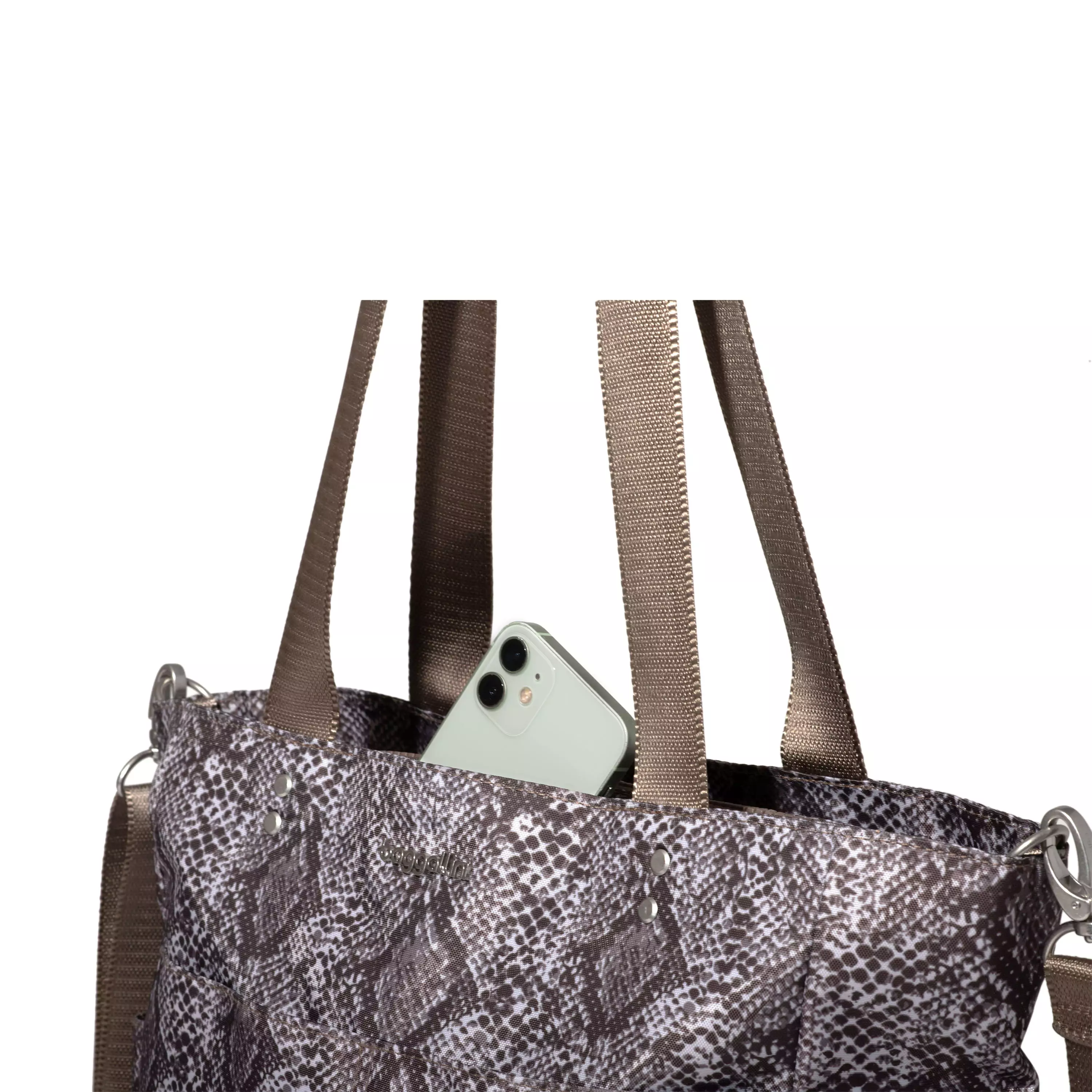 True Classic Daily Tote