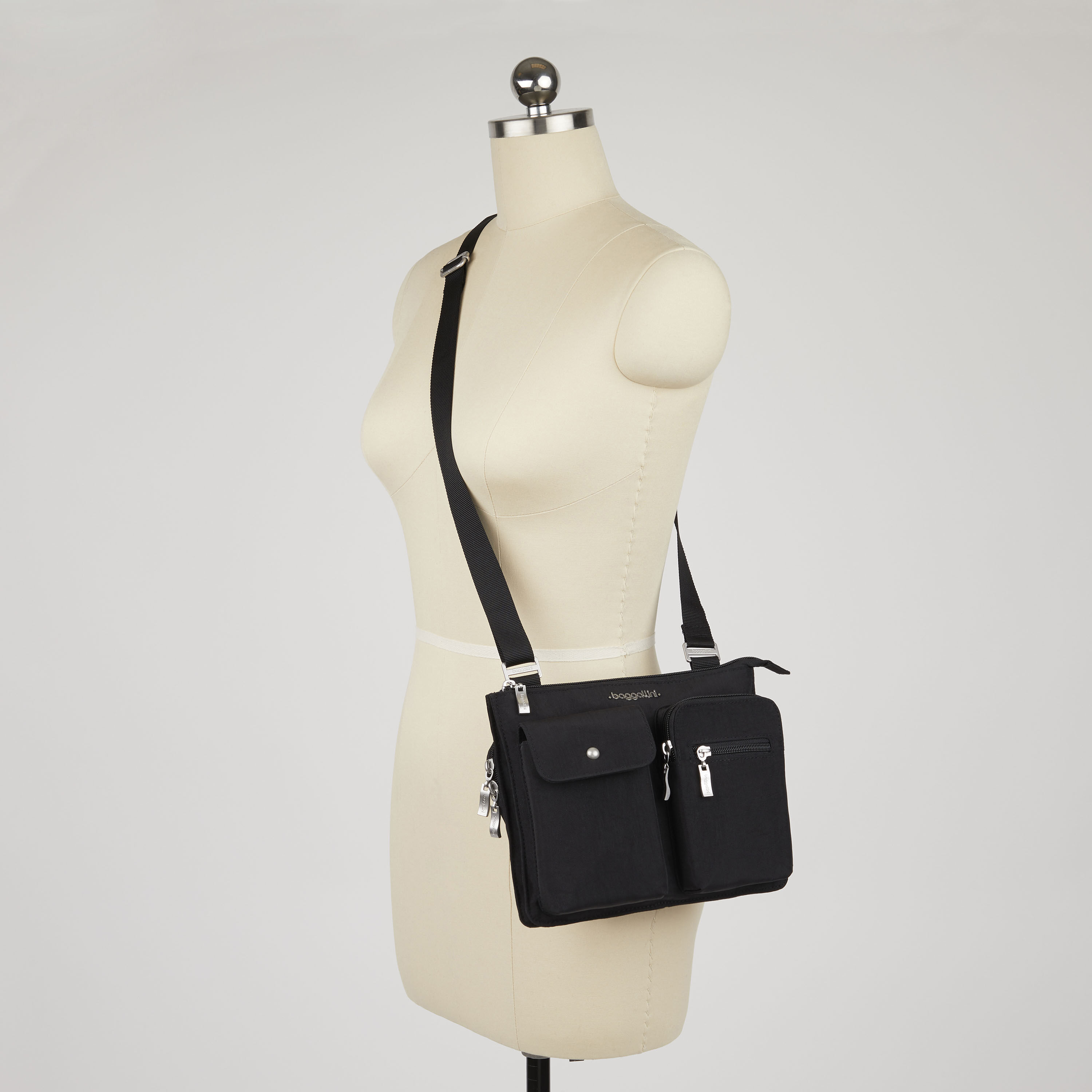 Everything Bagg With RFID Wristlet