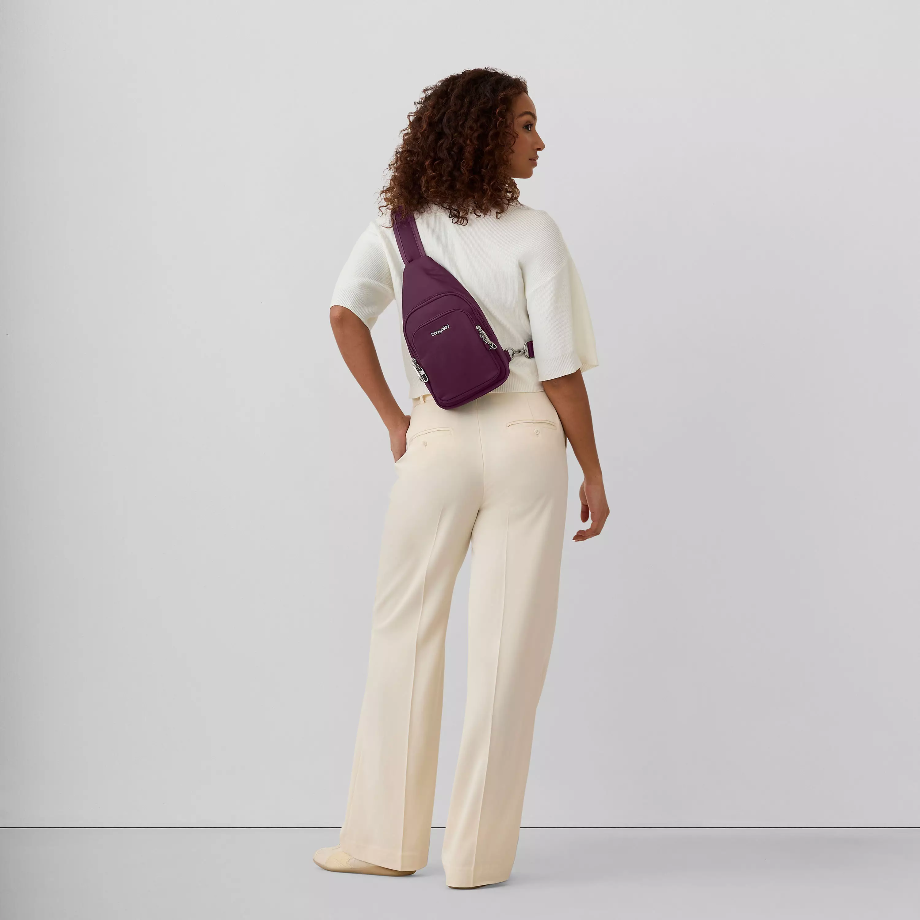 Securtex® Classic Anti-Theft Daytripper Sling Bag
