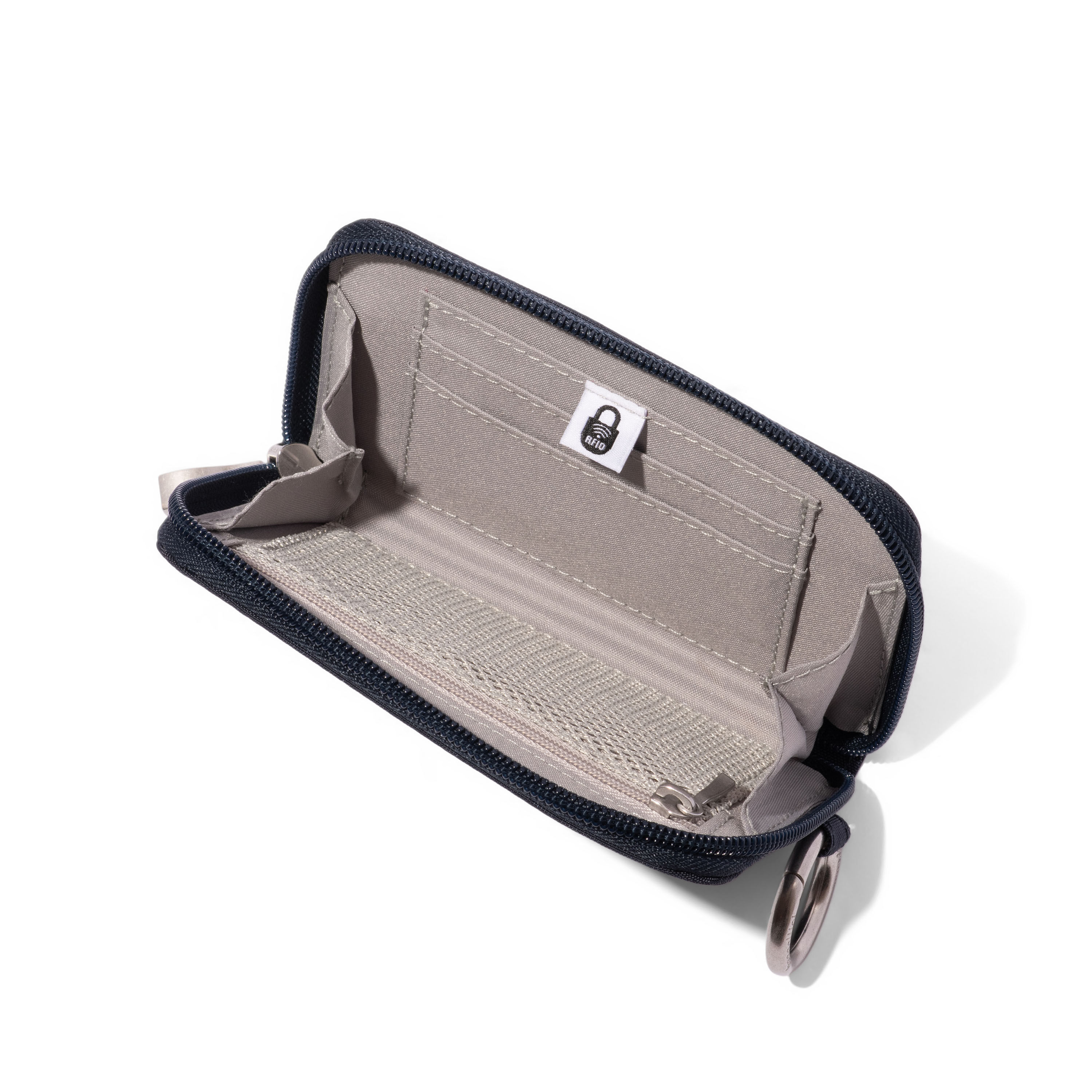 The Travel Must-Haves Set