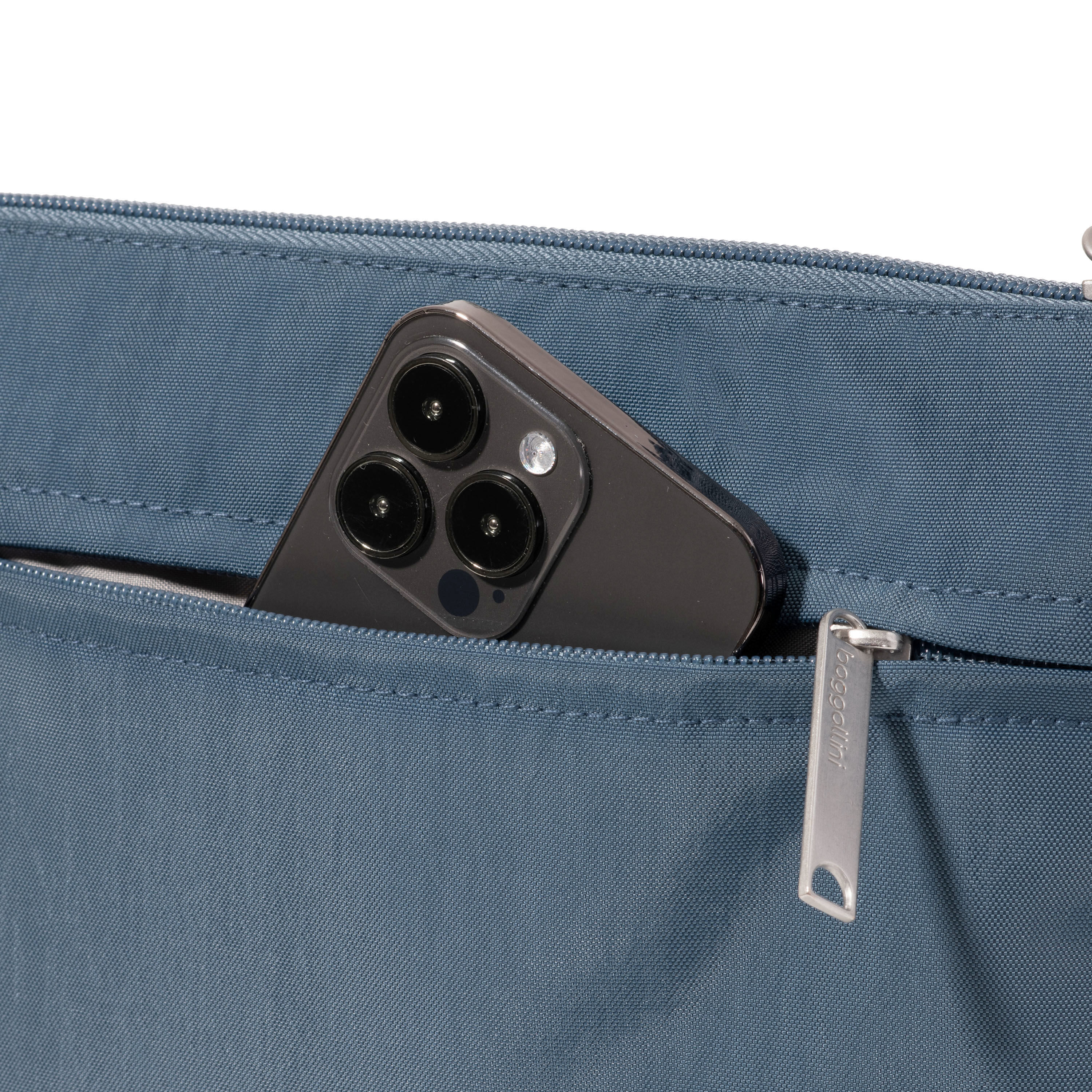 Securtex Anti-Theft Memento Crossbody Bag