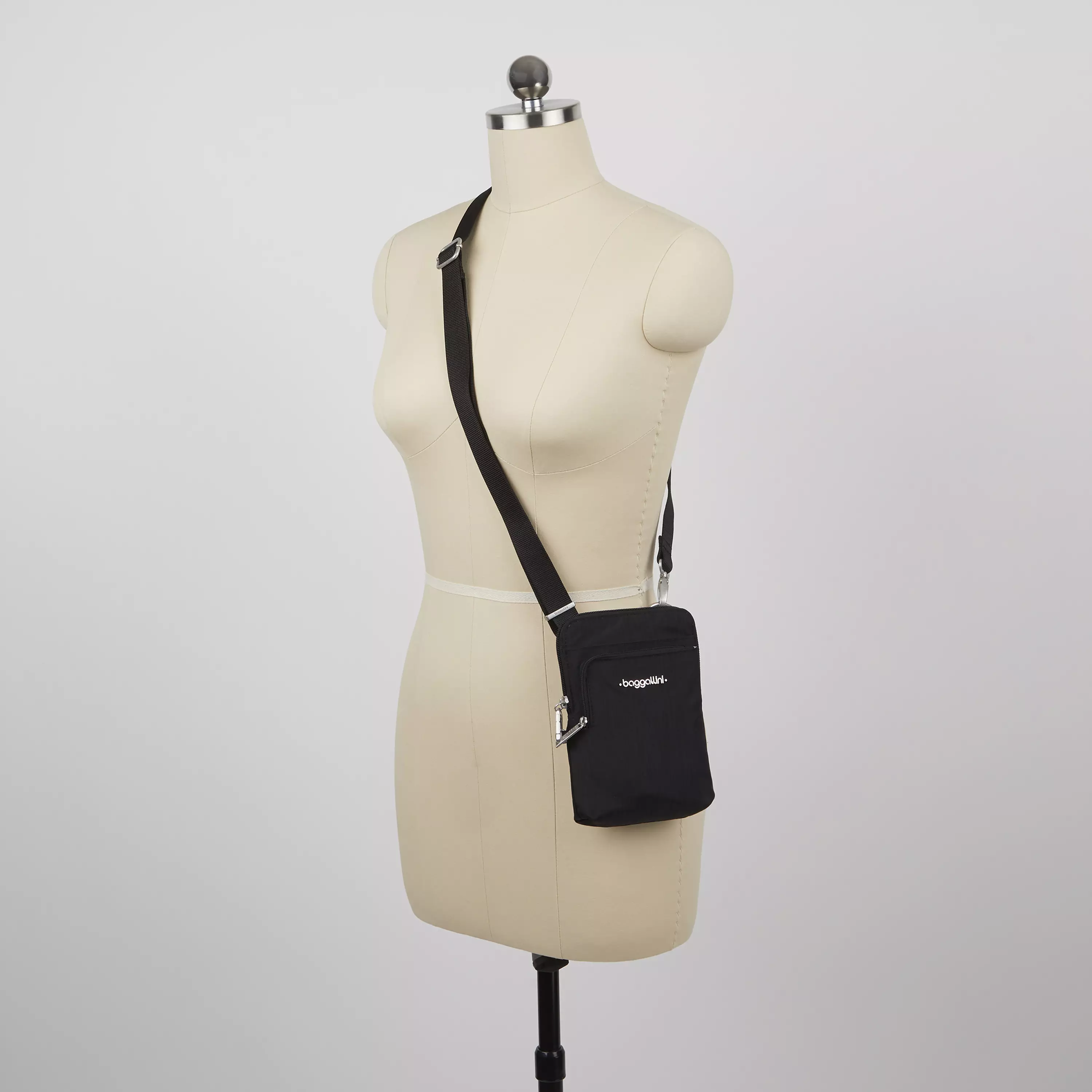 Securtex® Classic Anti-Theft Activity Crossbody Bag