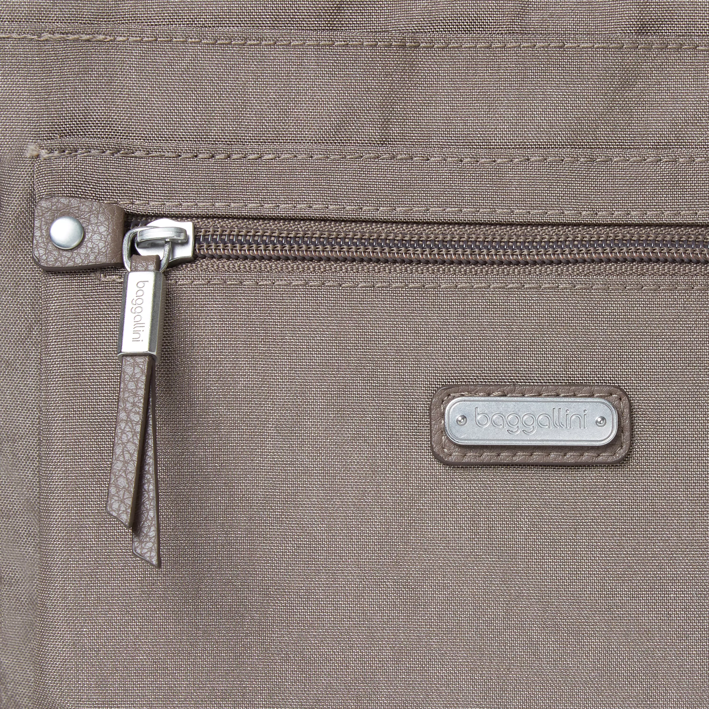 True Classic Go Bagg With RFID Wristlet