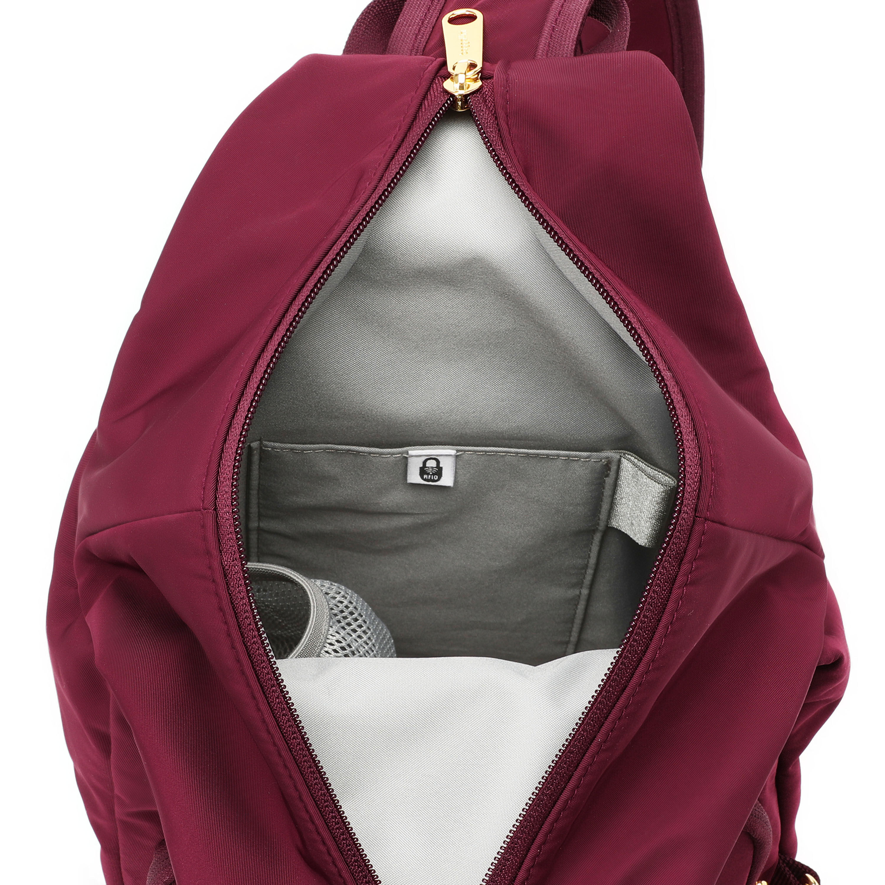 Securtex&reg; Jet Set Anti-Theft Triangle Sling