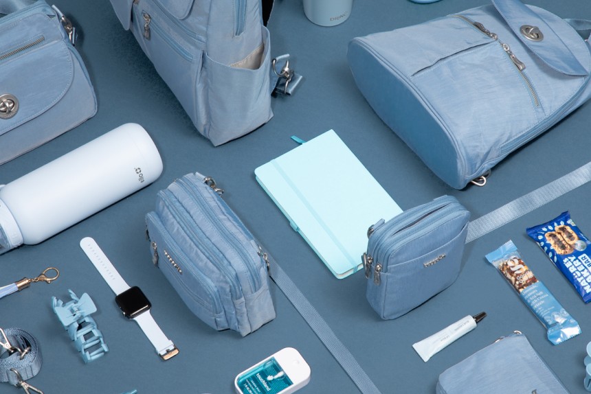 travel bag blue colours